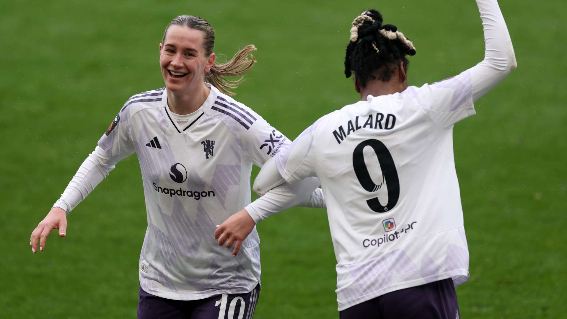 Elisabeth Terland Melvine Malard Man Utd Women 2025-26