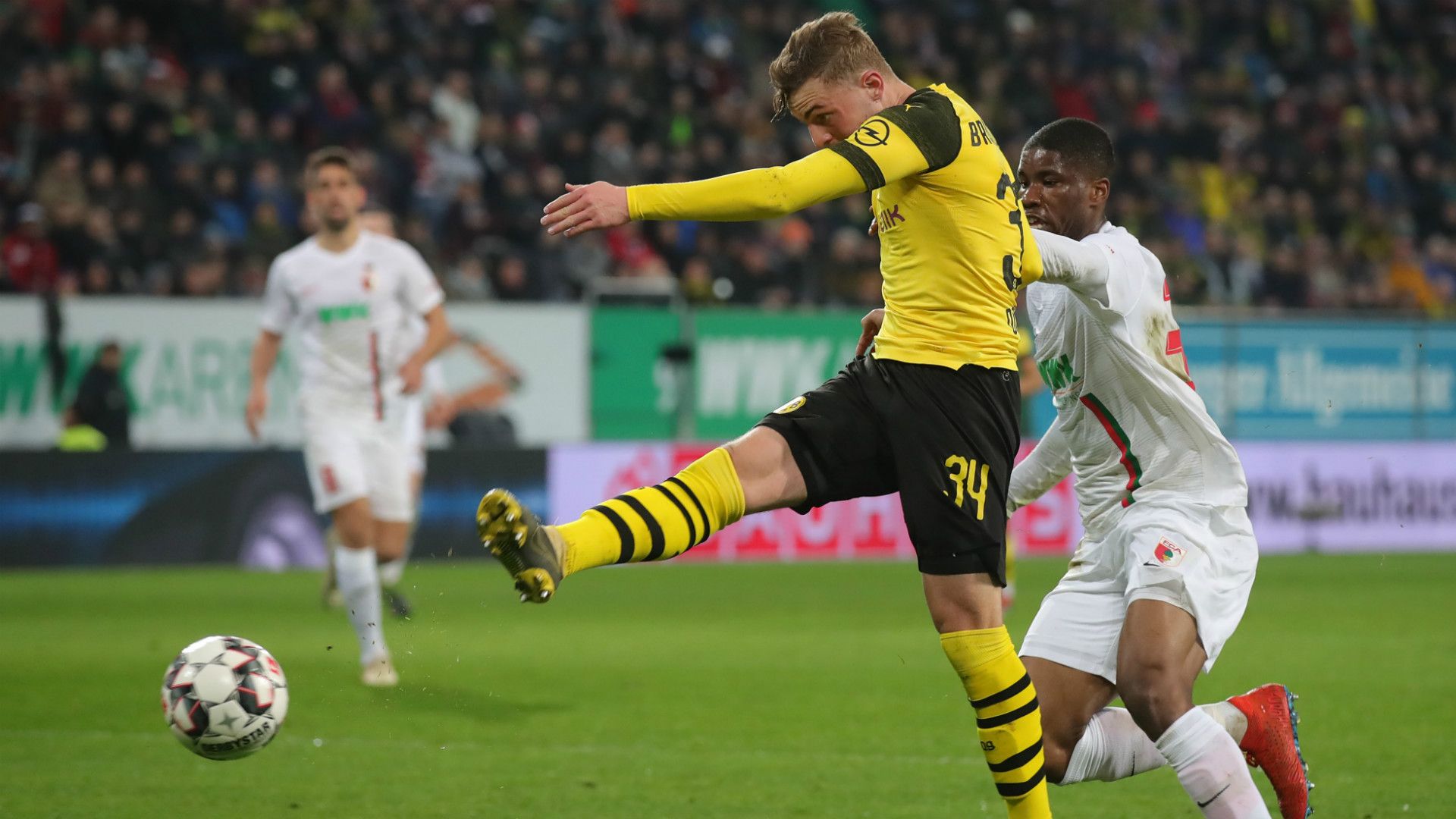 JACOB BRUUN LARSEN BORUSSIA DORTMUND