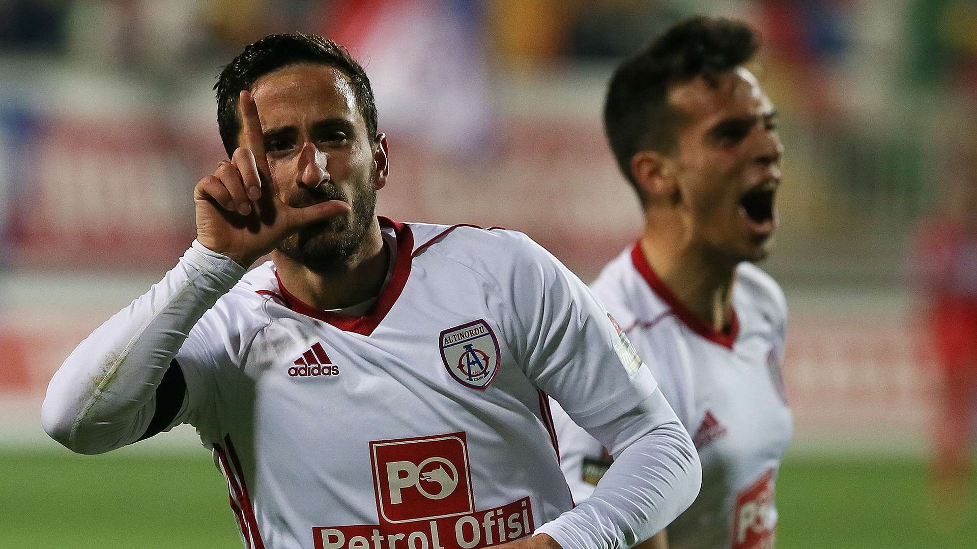 Erdogan Yesilyurt Baris Alici Altinordu