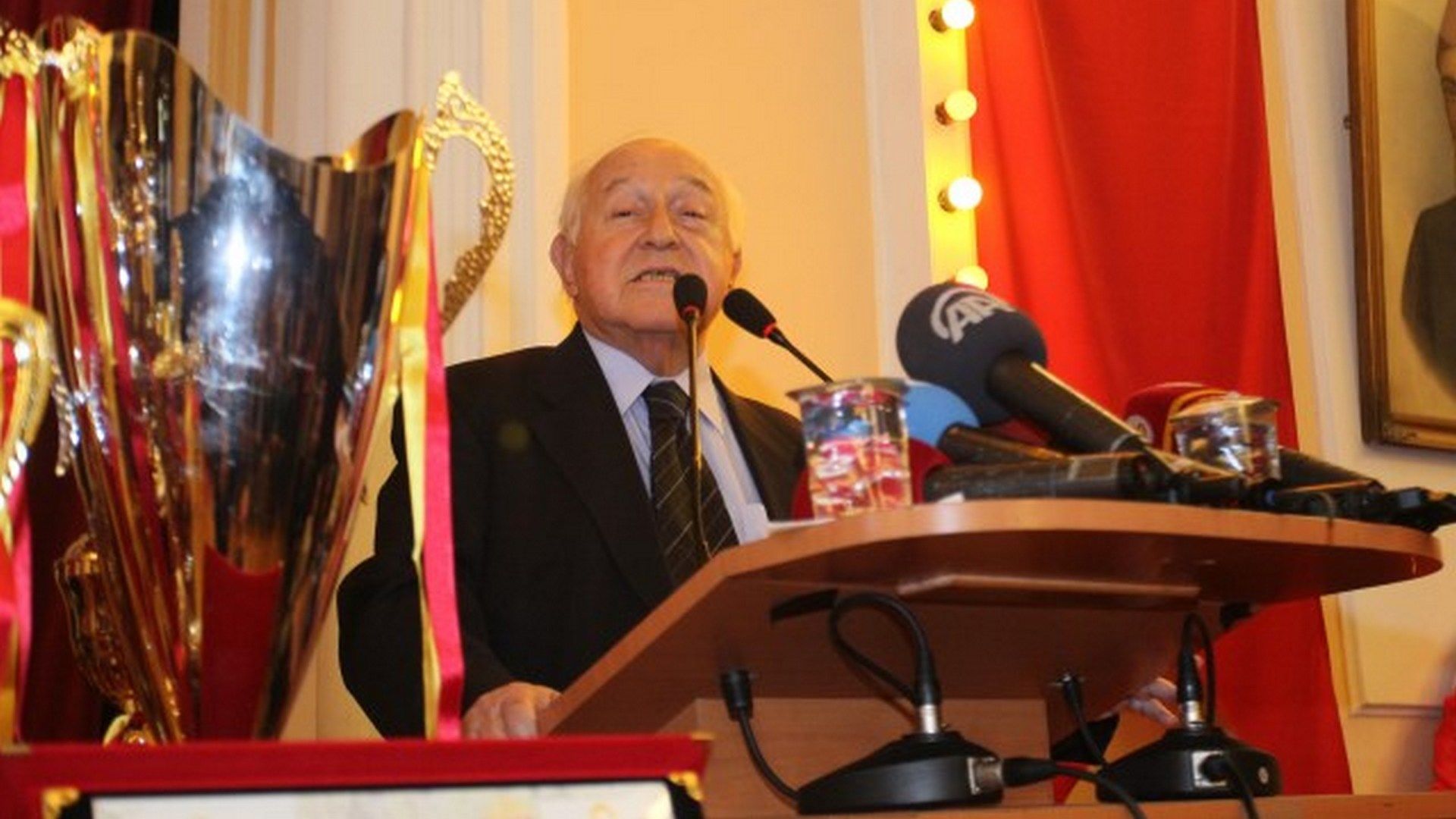 Duygun Yarsuvat Galatasaray