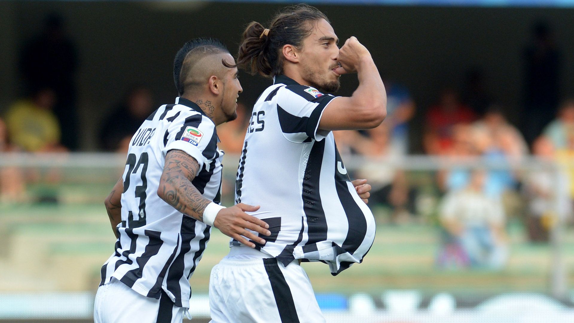 Martin Caceres Arturo Vidal