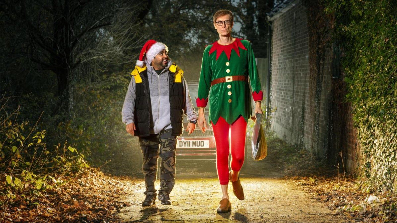 Asim Chaudhry and Stephen Merchant, in Click & Collect.