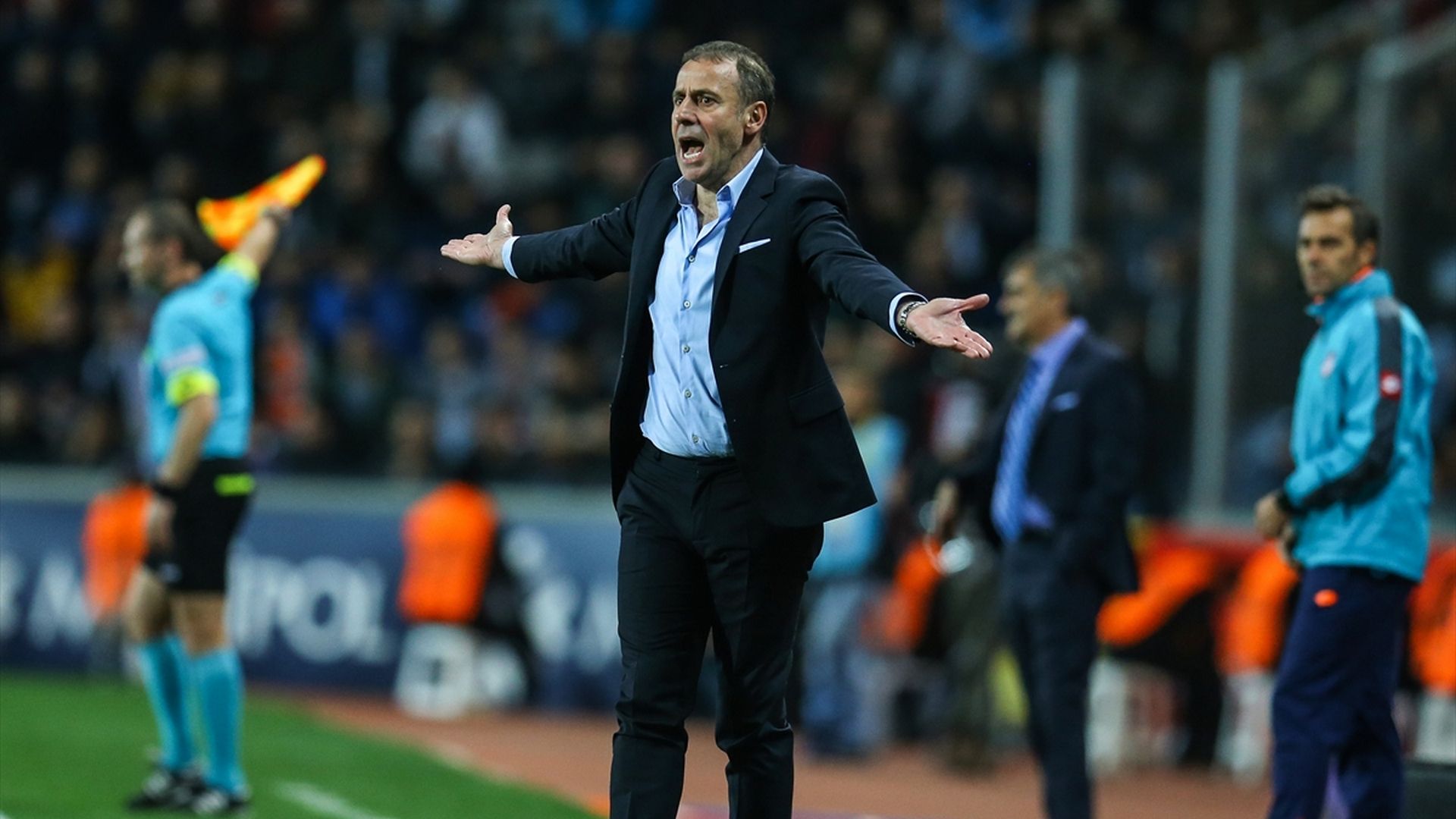 Abdullah Avci Basaksehir 3182018