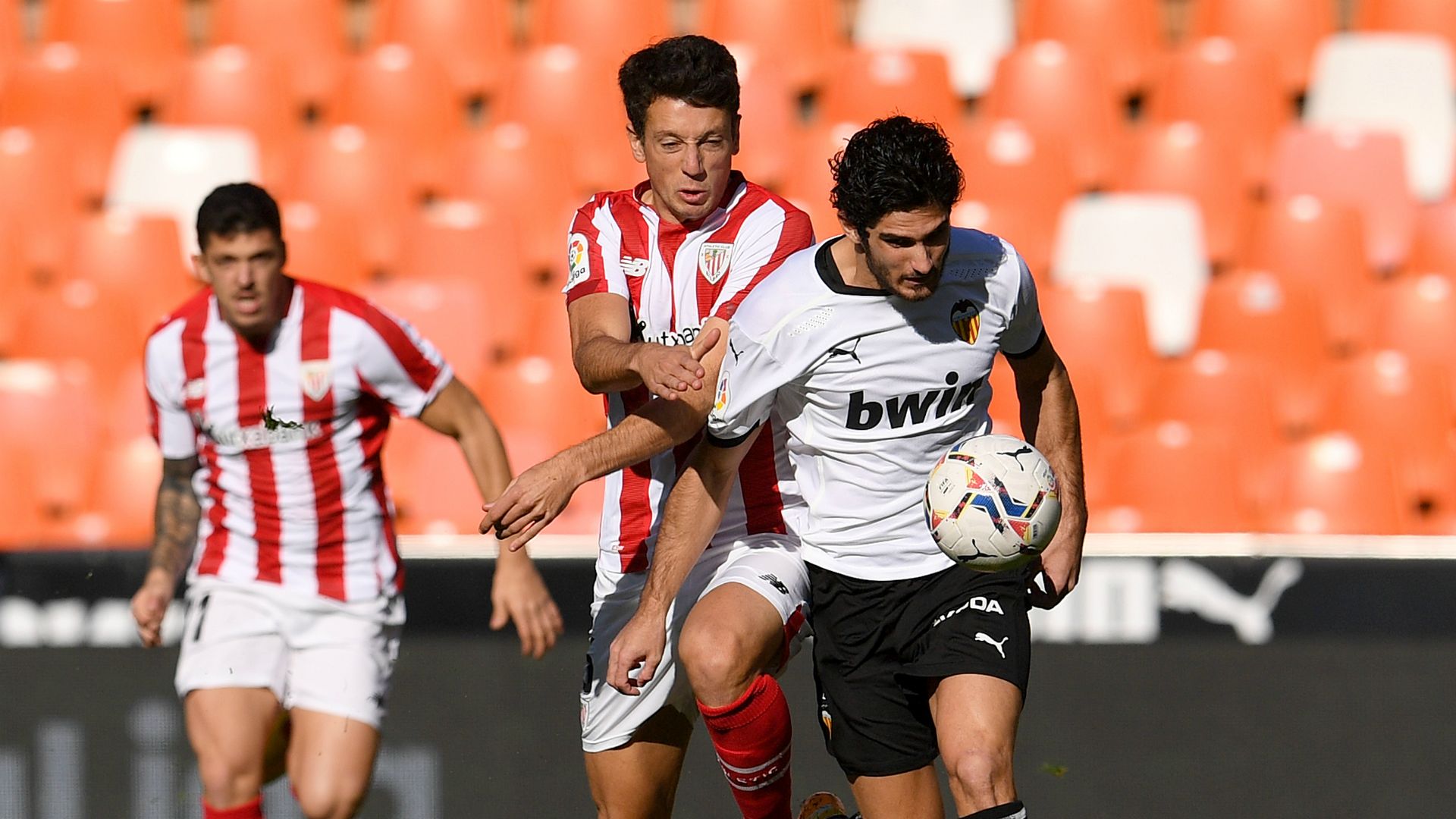 Guedes Mikel Vesga Valencia Athletic LaLiga