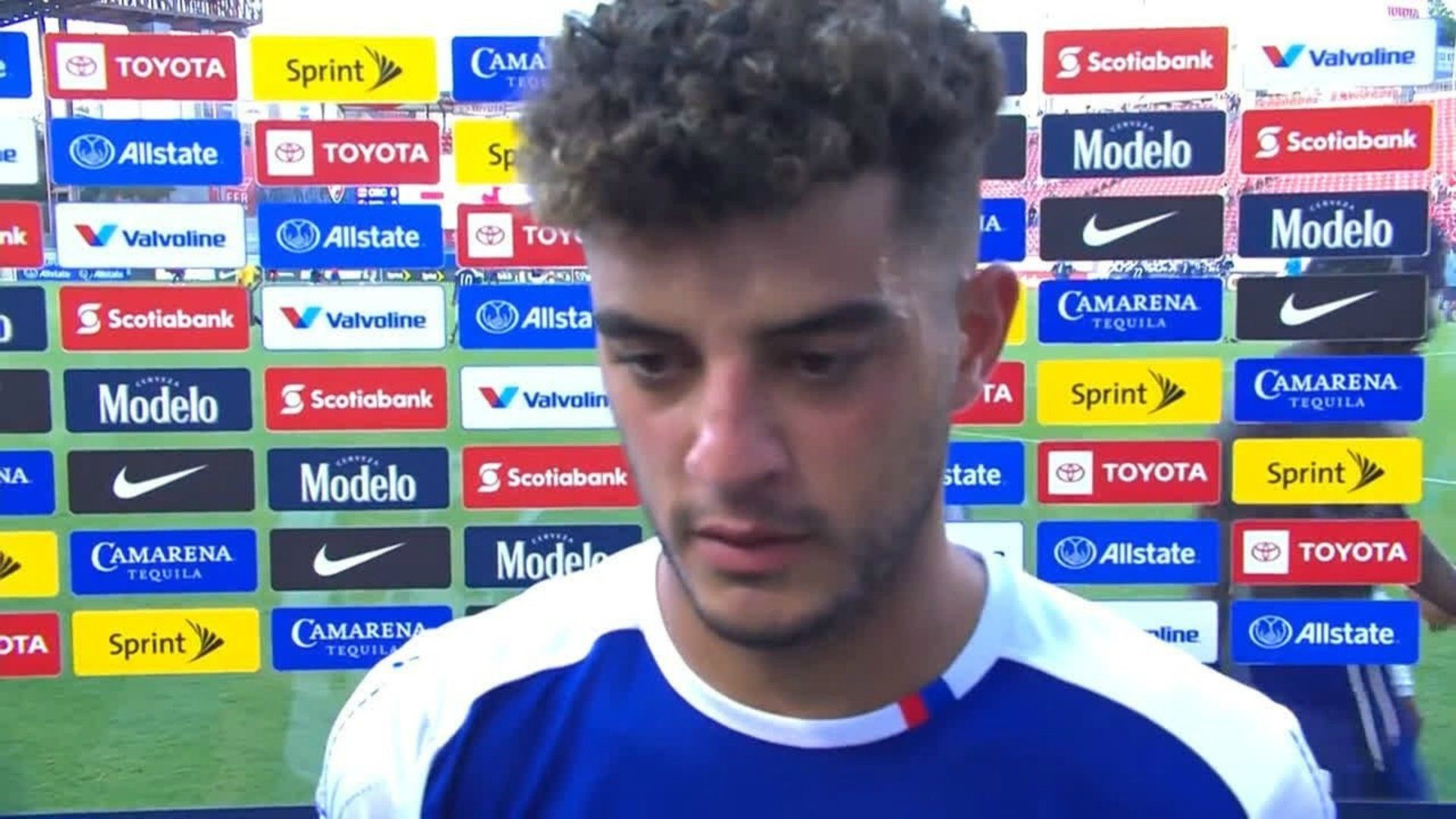 Steevan Saba Carlos Vela