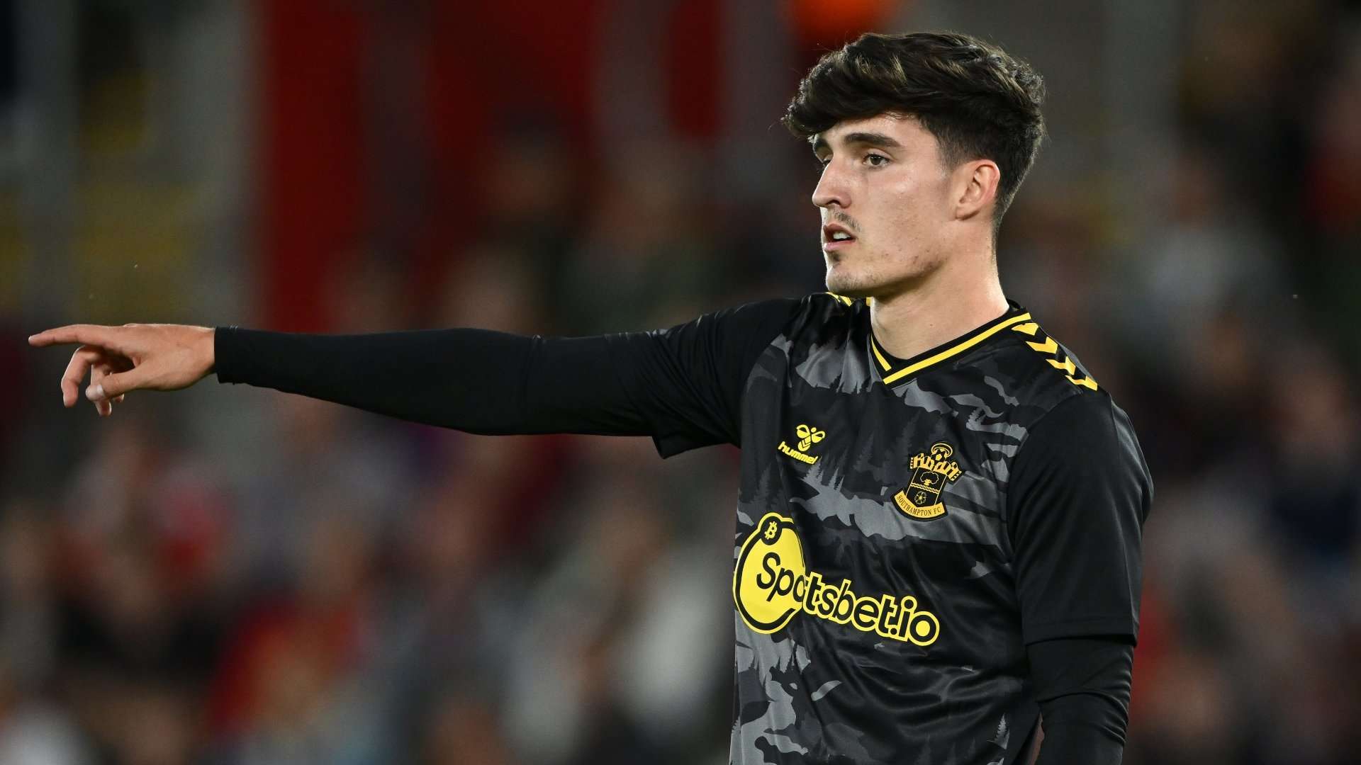 Valentino Livramento Southampton 2023