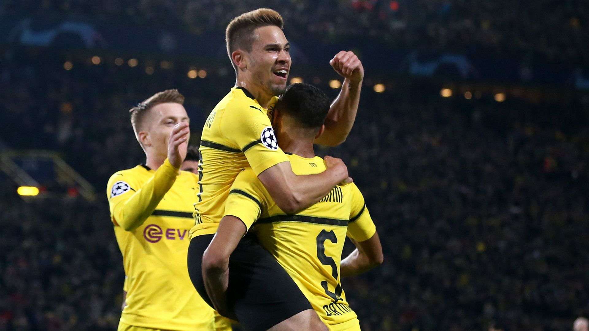 RAPHAEL GUERREIRO BORUSSIA DORTMUND UEFA CHAMPIONS LEAGUE 24102018
