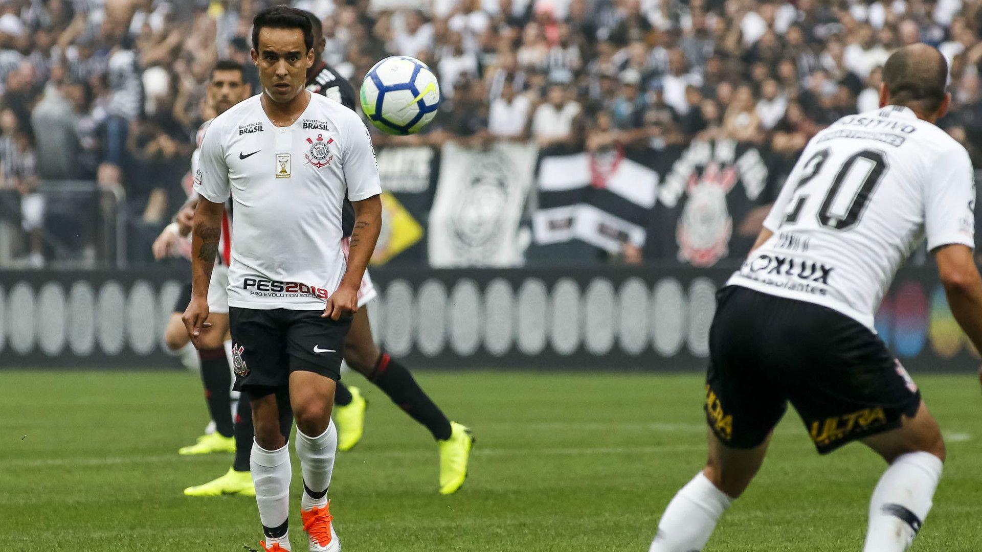 Jadson - Corinthians x São Paulo - 10/11/2018