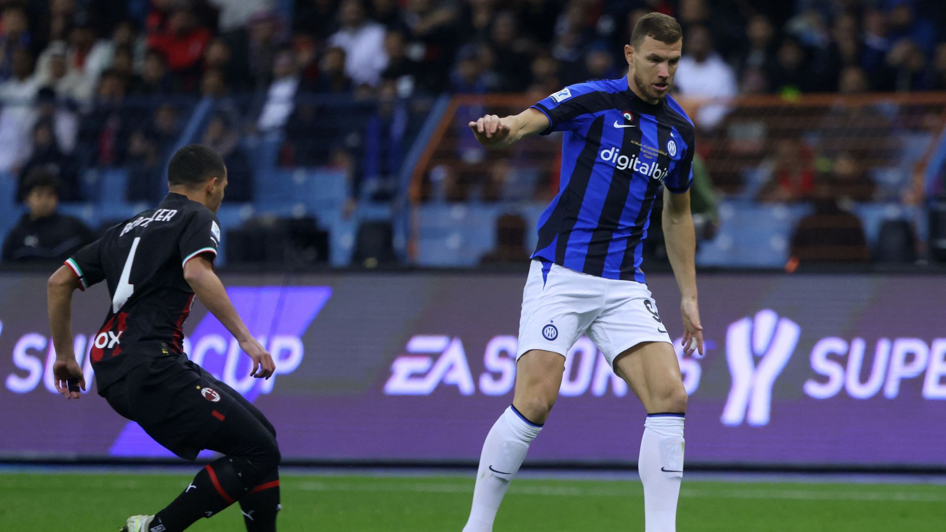 Edin Dzeko Milan Inter Italian SuperCup