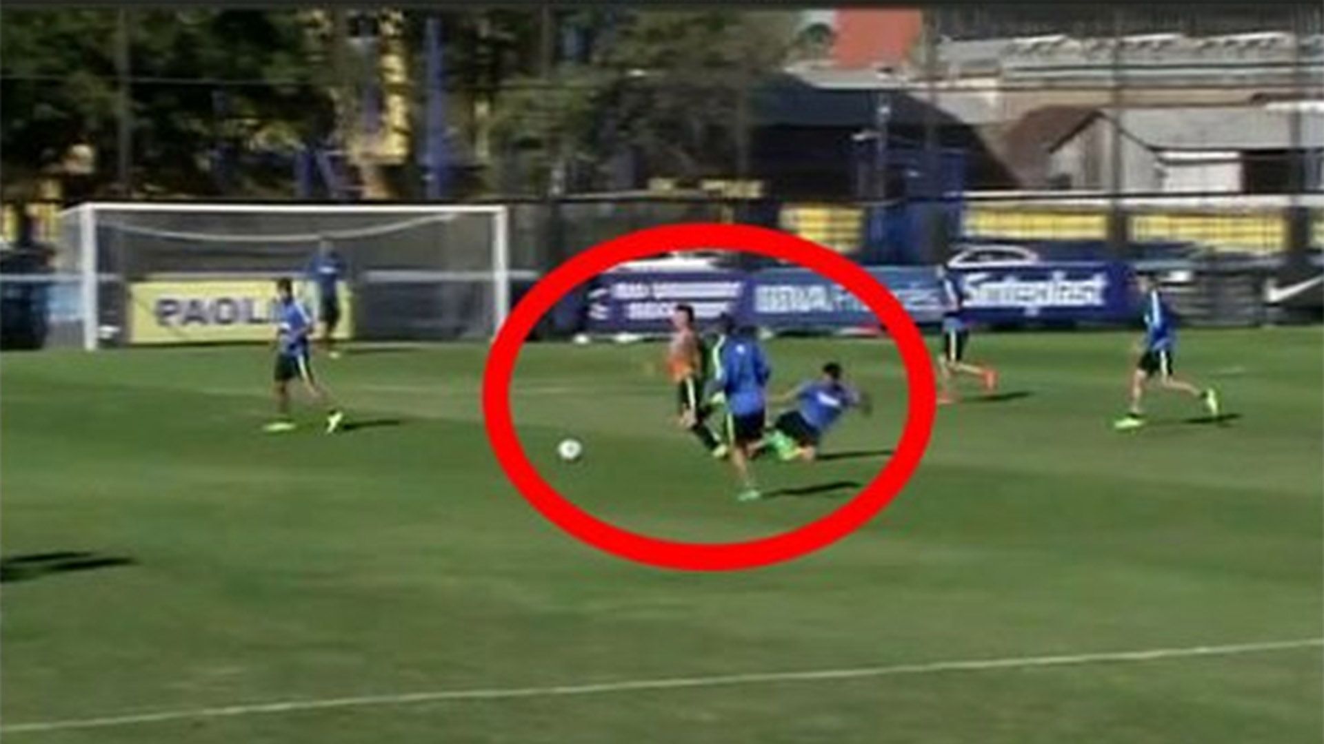 Captura Boca Entrenamiento Pablo Perez Patada 020517