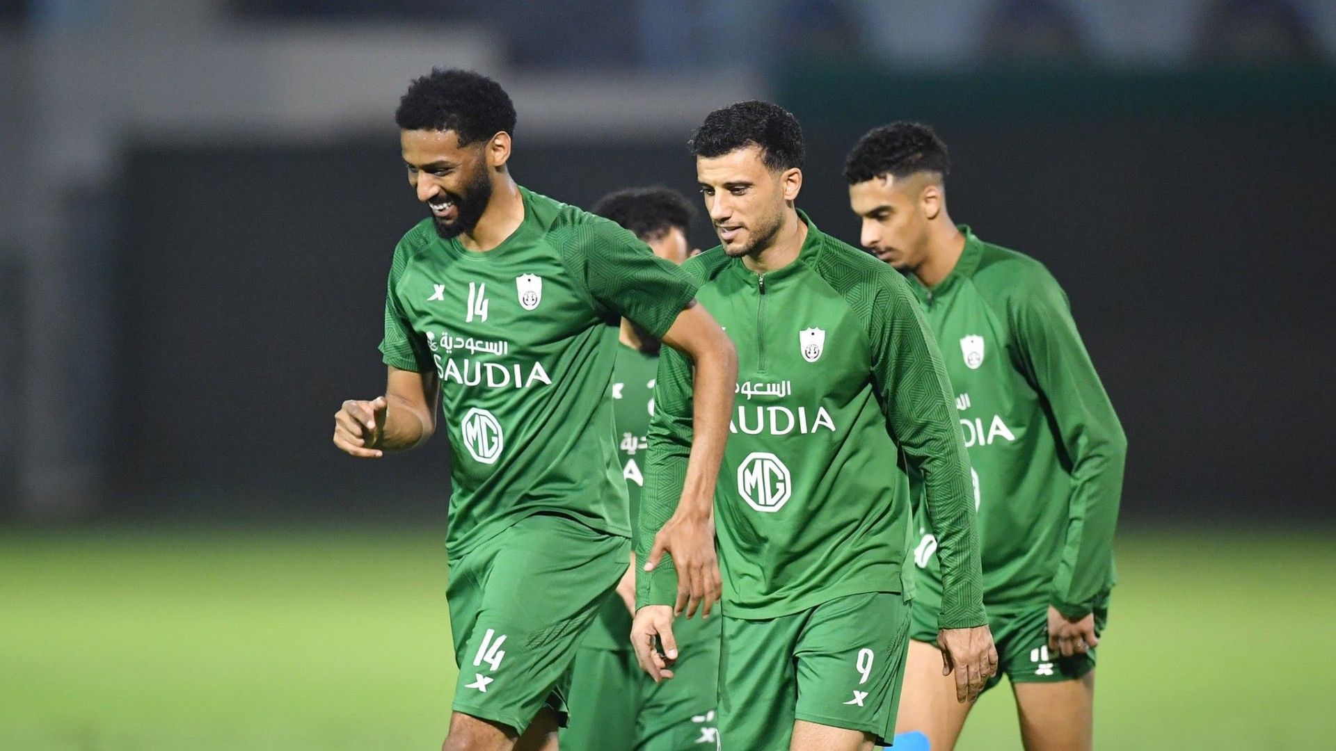 Omar Al Somah - Muhannad Assiri - ahli 8-4-2021