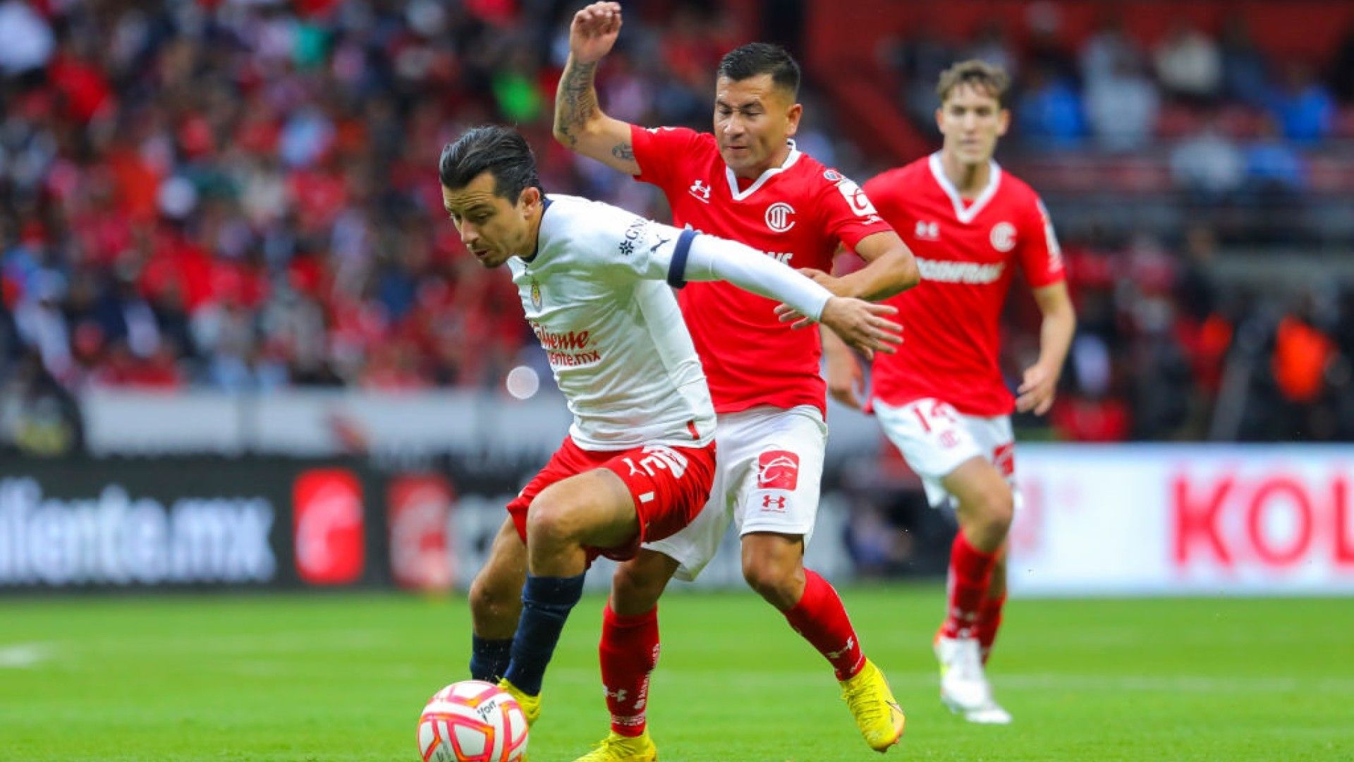 Alan Mozo Jean Meneses Toluca Chivas Apertura 2022