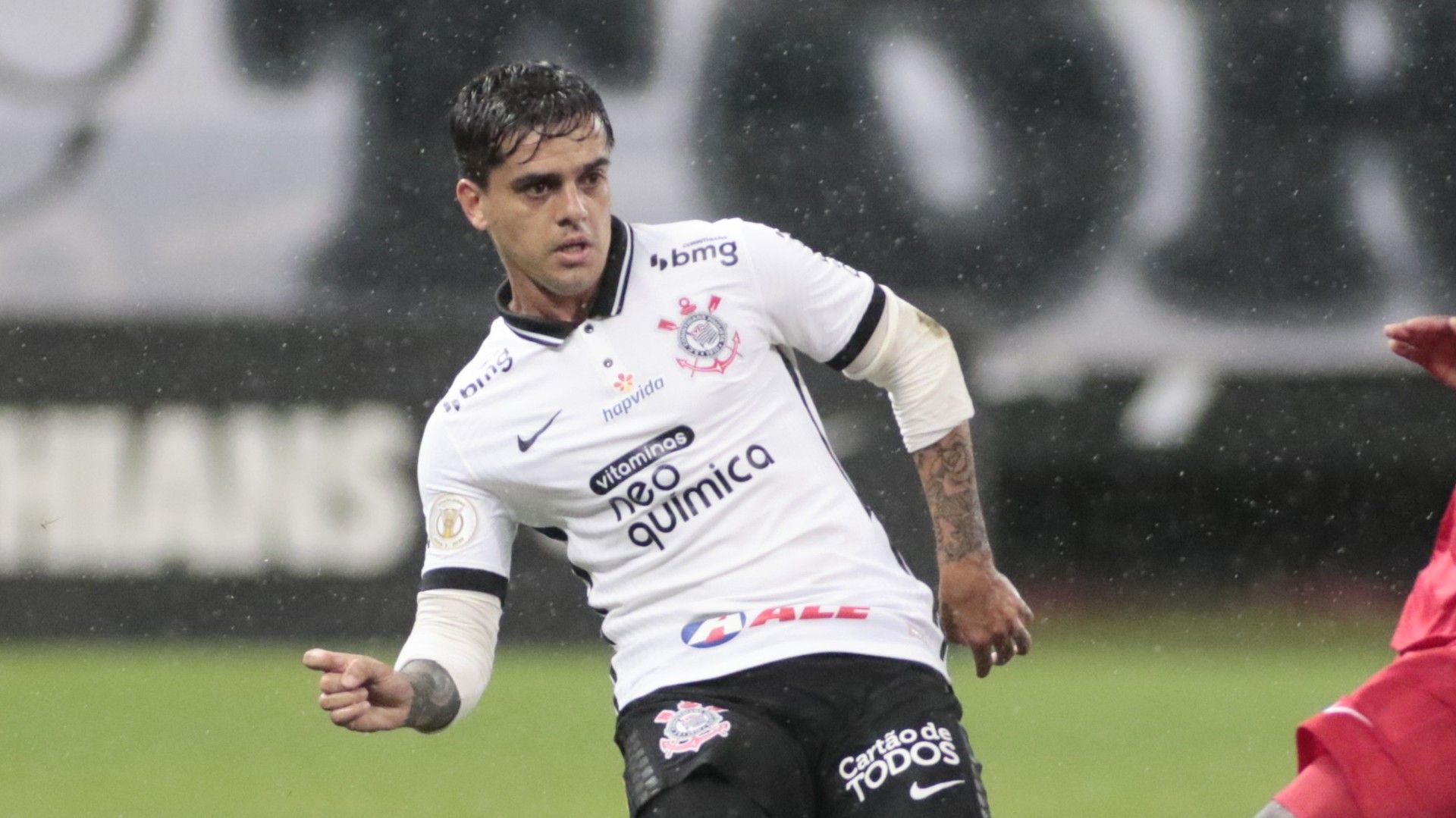 Fagner Corinthians camisa Neo Química 2021