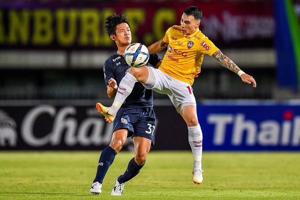 เมืองทอง ยูไนเต็ด - สุพรรณบุรี เอฟซี