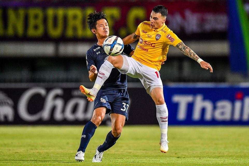 เมืองทอง ยูไนเต็ด - สุพรรณบุรี เอฟซี