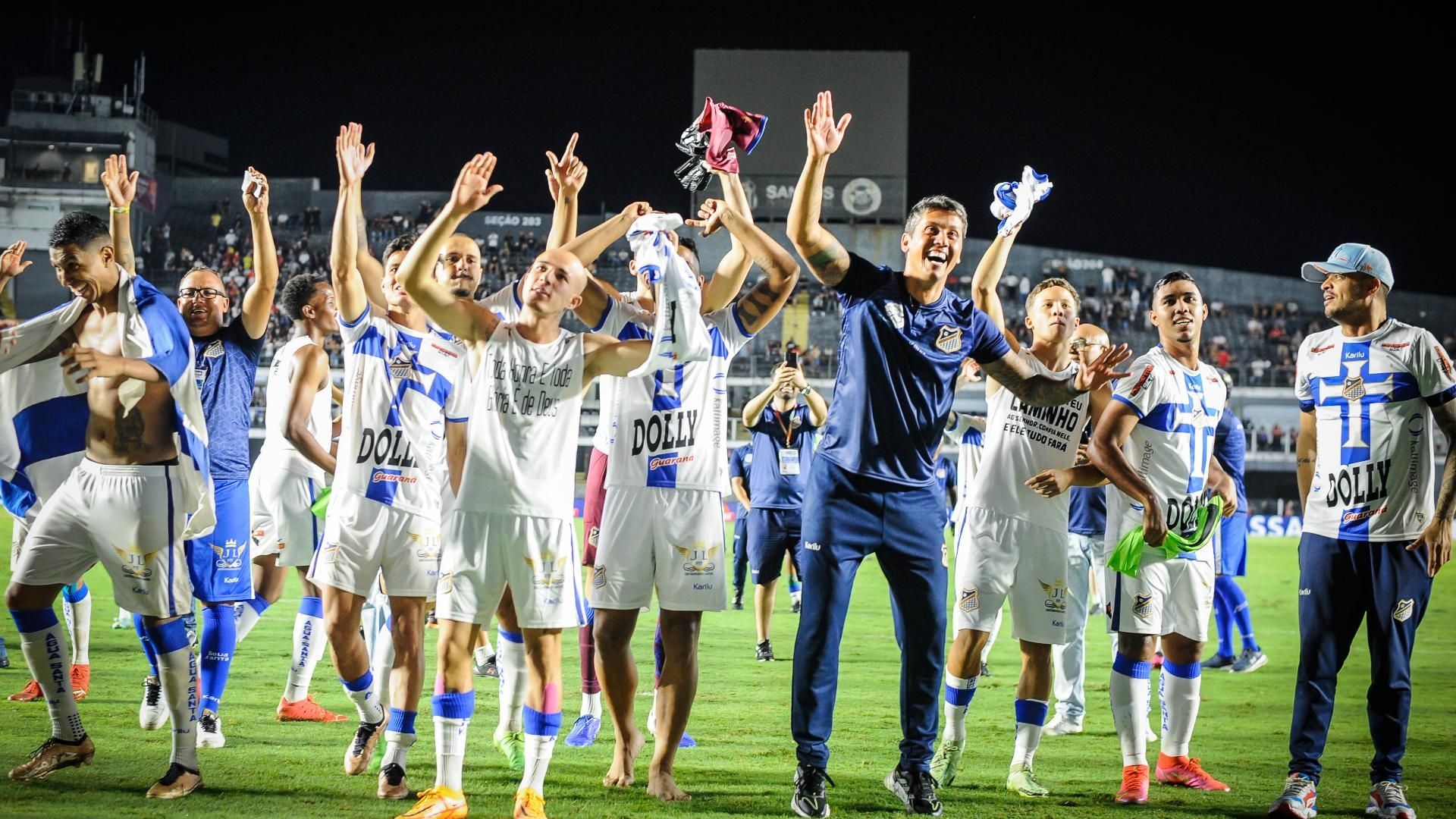 Água Santa comemora classificação à final do Paulistão 2023