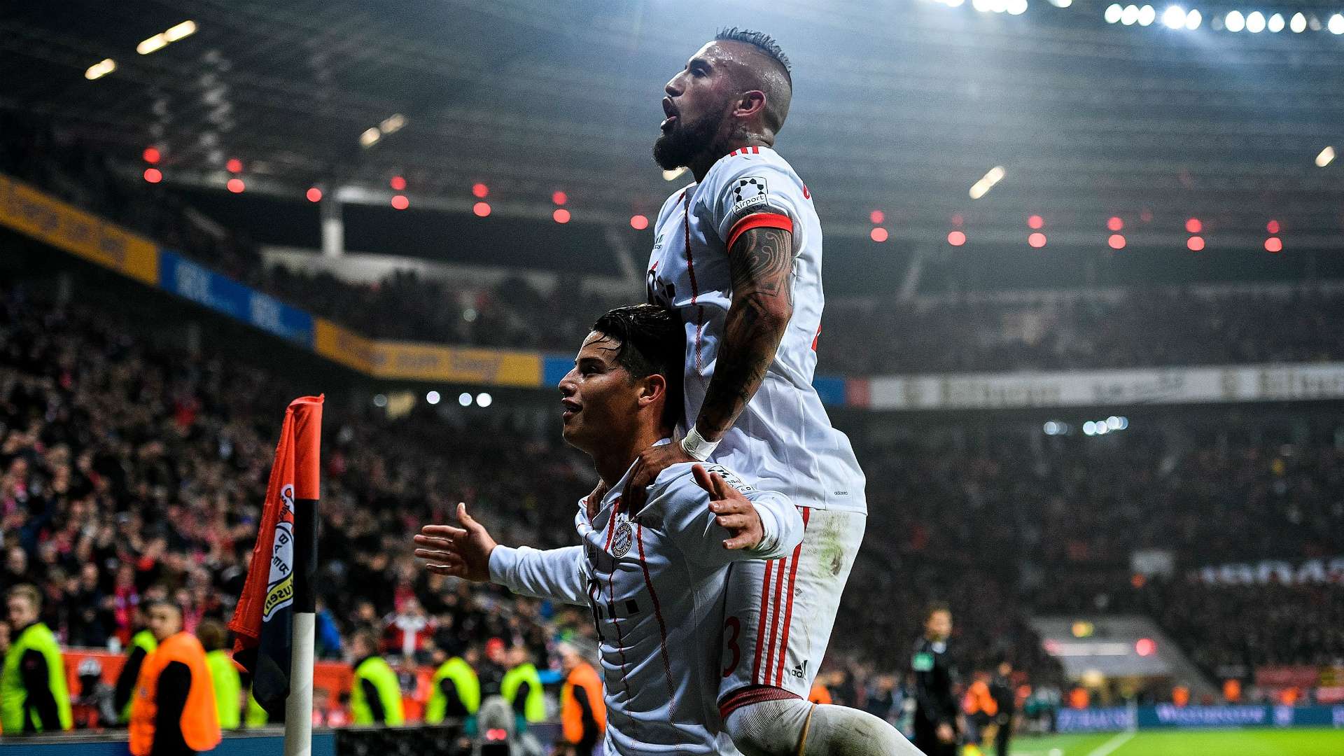 James Rodriguez Arturo Vidal Bayern Munich 2018