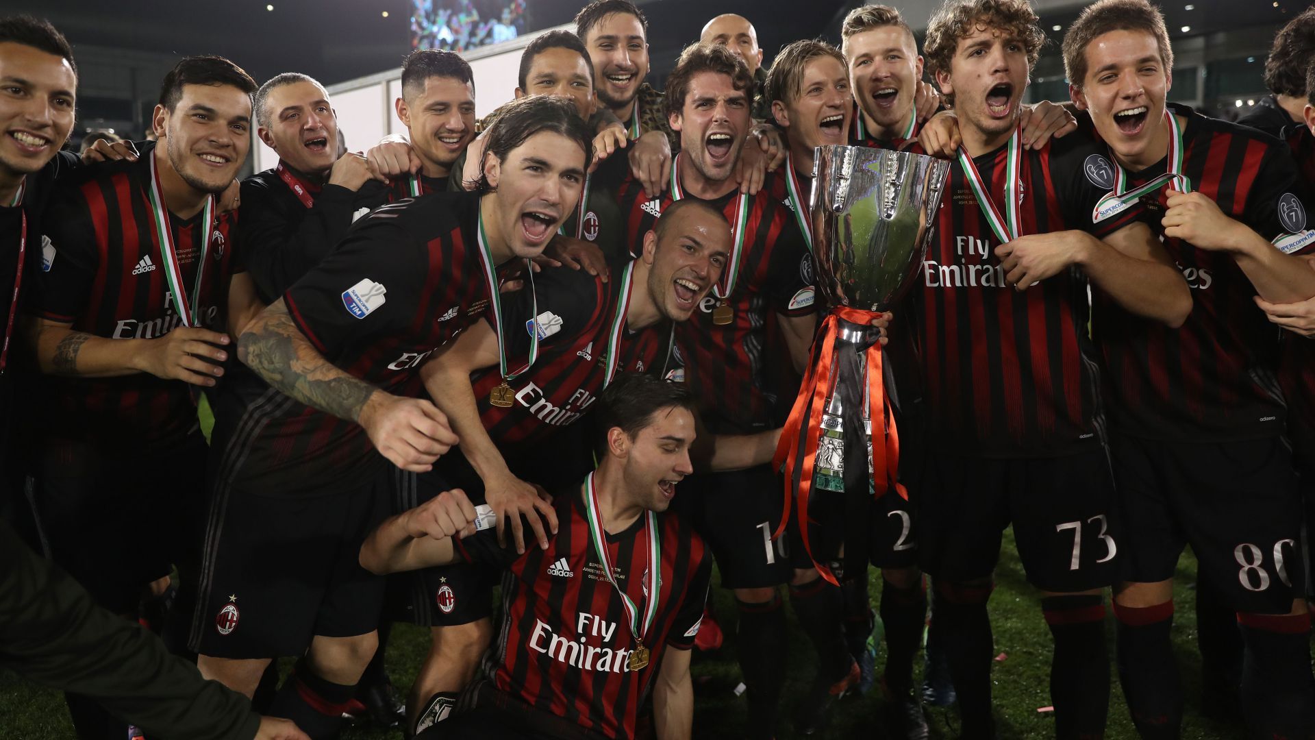 Milan celebrating vs Juventus Supercoppa