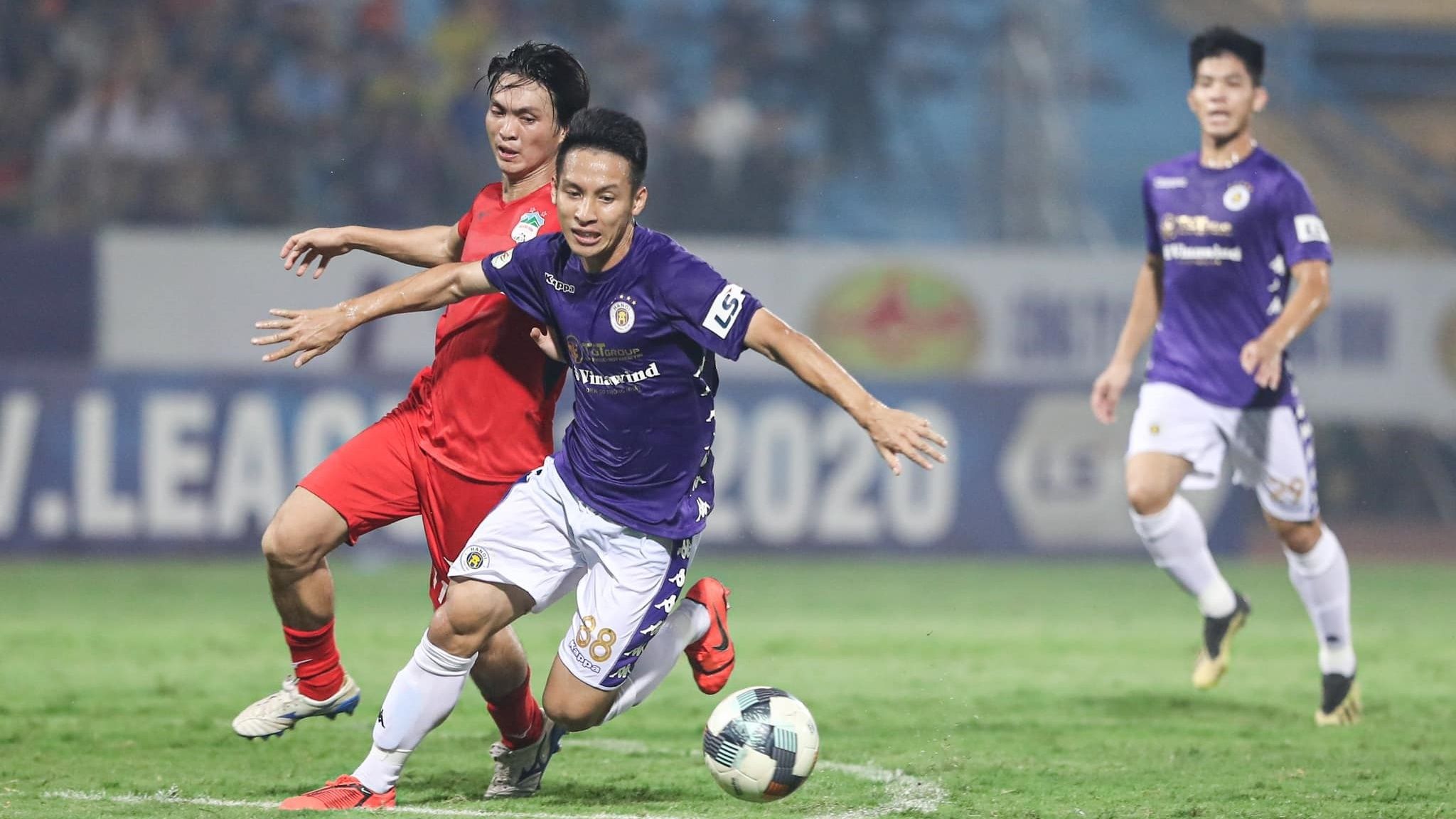 Nguyen Tuan Anh Do Hung Dung Ha Noi HAGL Hoang Anh Gia Lai V.League 2020