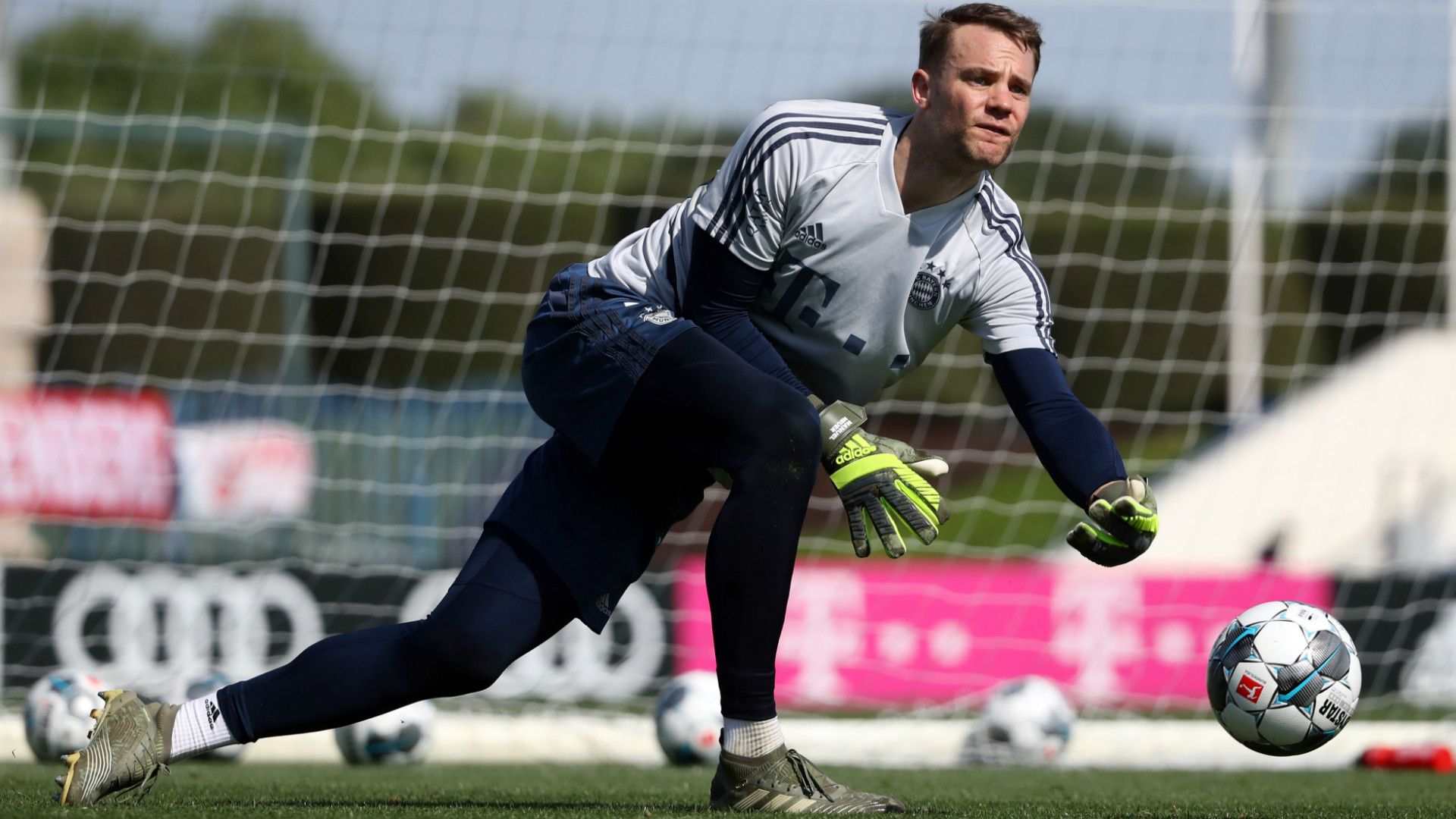 MANUEL NEUER BAYERN MÜNCHEN