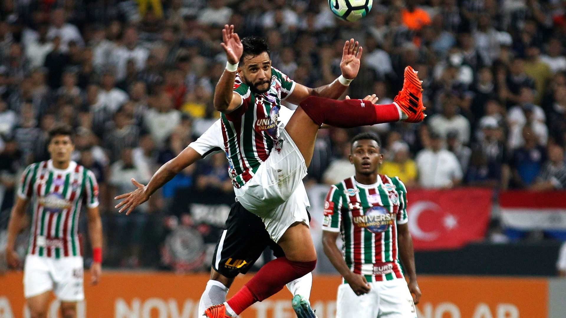Henrique Dourado Corinthians Fluminense Brasileirao Serie A 15112017