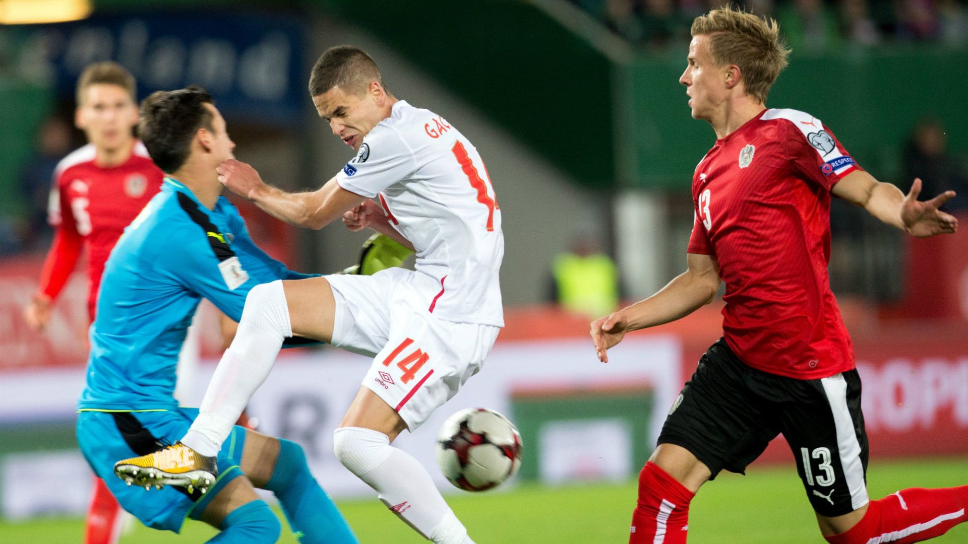 Mijat Gacinovic, Austria v Serbia