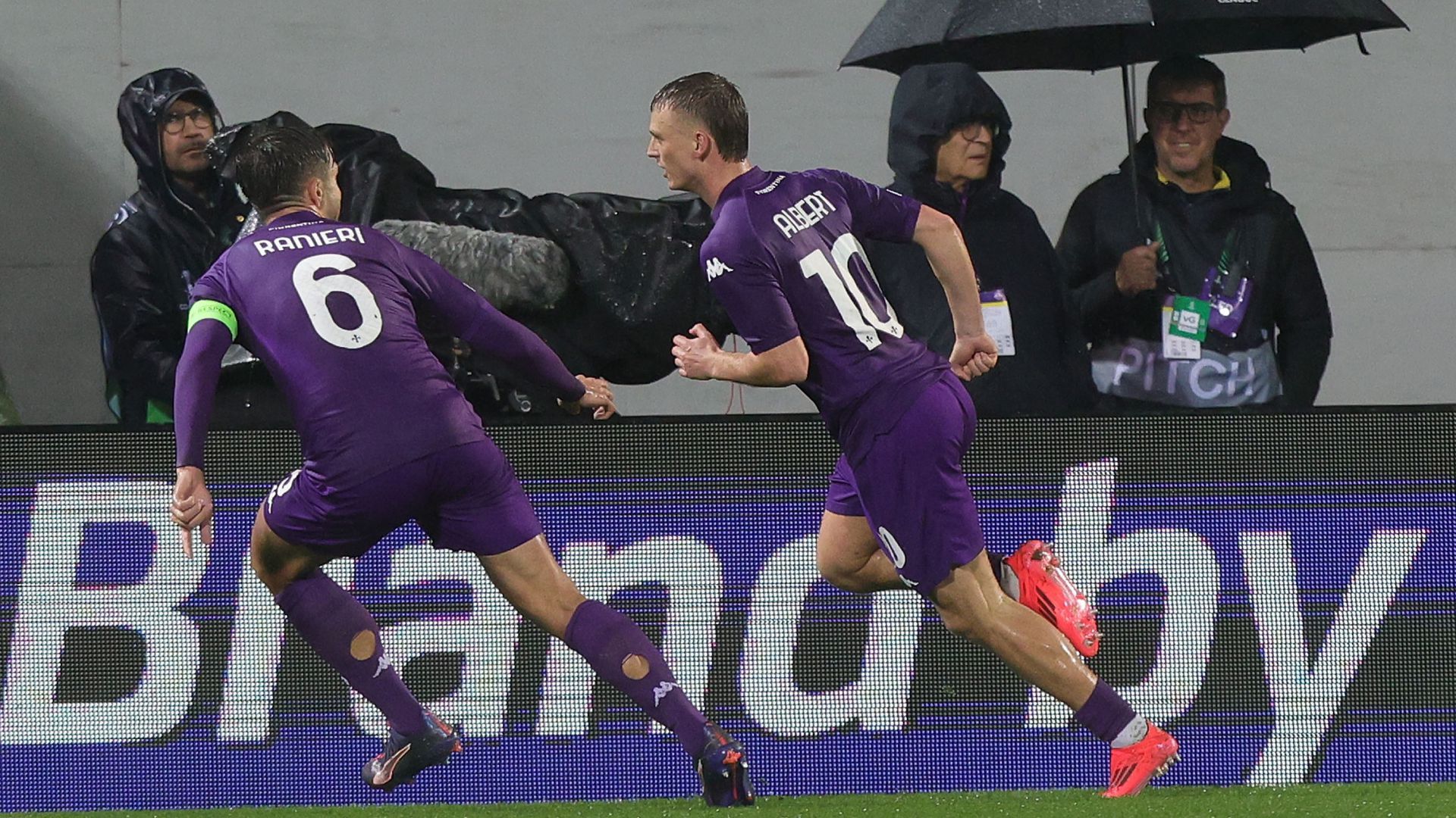 Albert Gudmundsson Fiorentina Panathinaikos Conference League