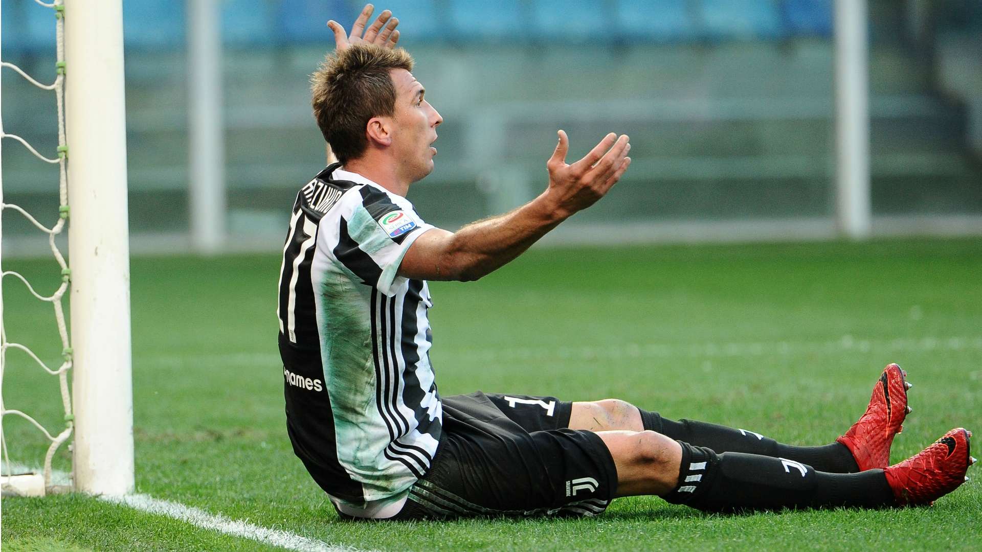 Mario Mandzukic Sampdoria Juventus Serie A 19112017