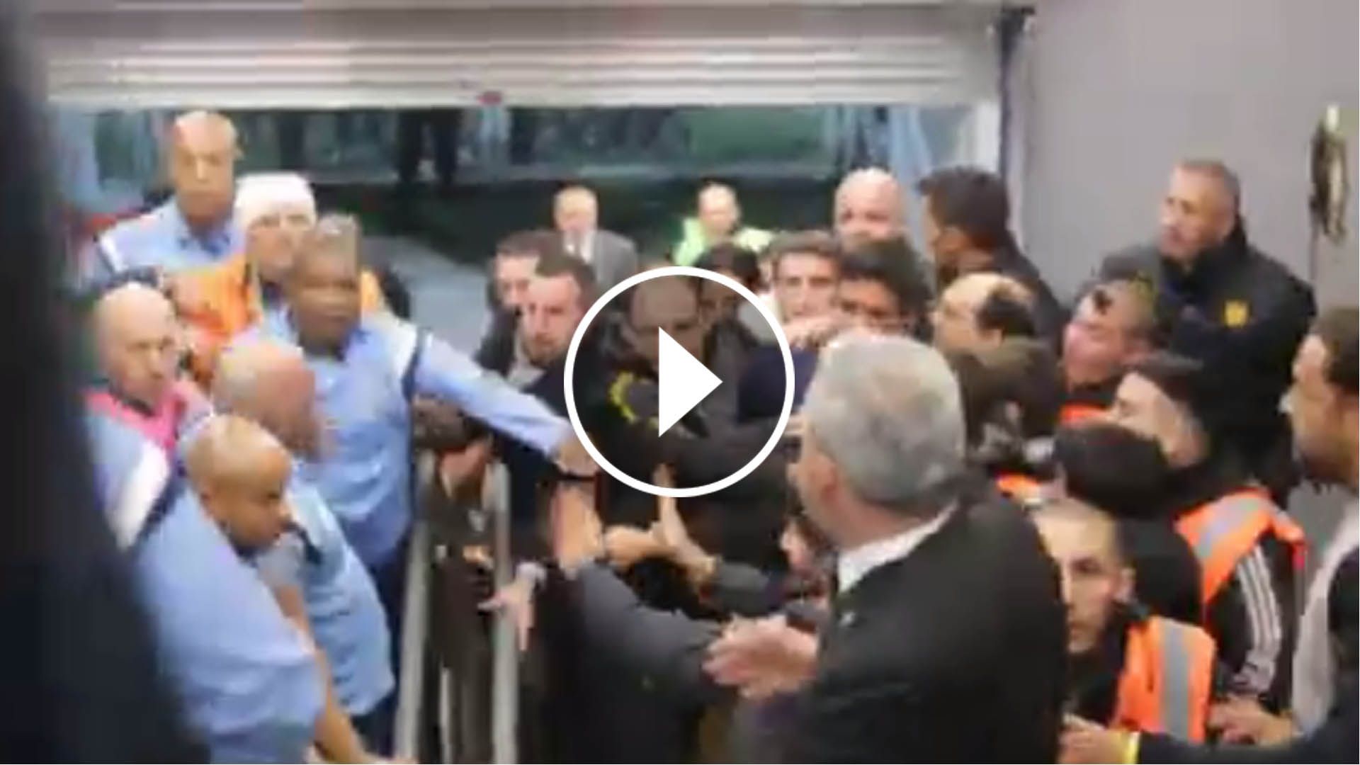 Play Peñarol Palmeiras Pelea Copa Libertadores 270417