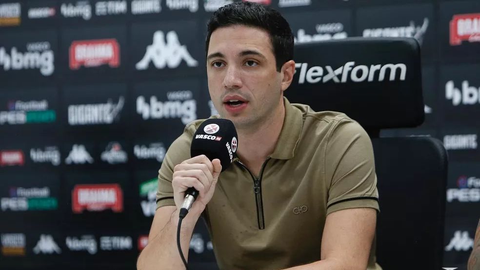 diretor de futebol Alexandre Pássaro Alexandre Passaro diretor de futebol