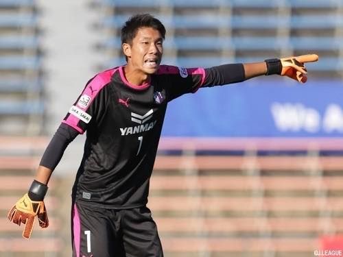 ทาคุมิ นากาอิชิ