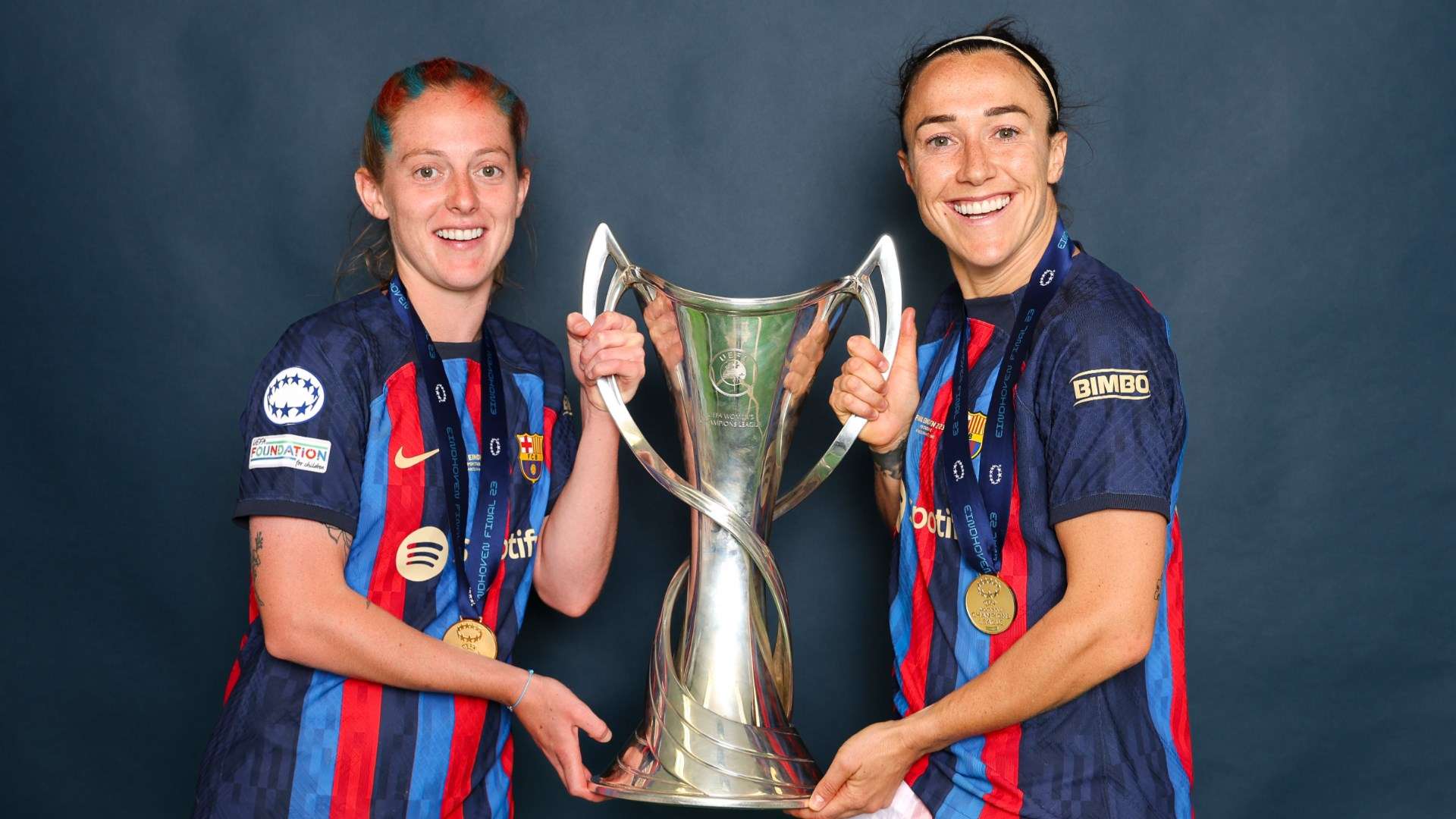 Keira Walsh Lucy Bronze Barcelona Women UWCL trophy 2023
