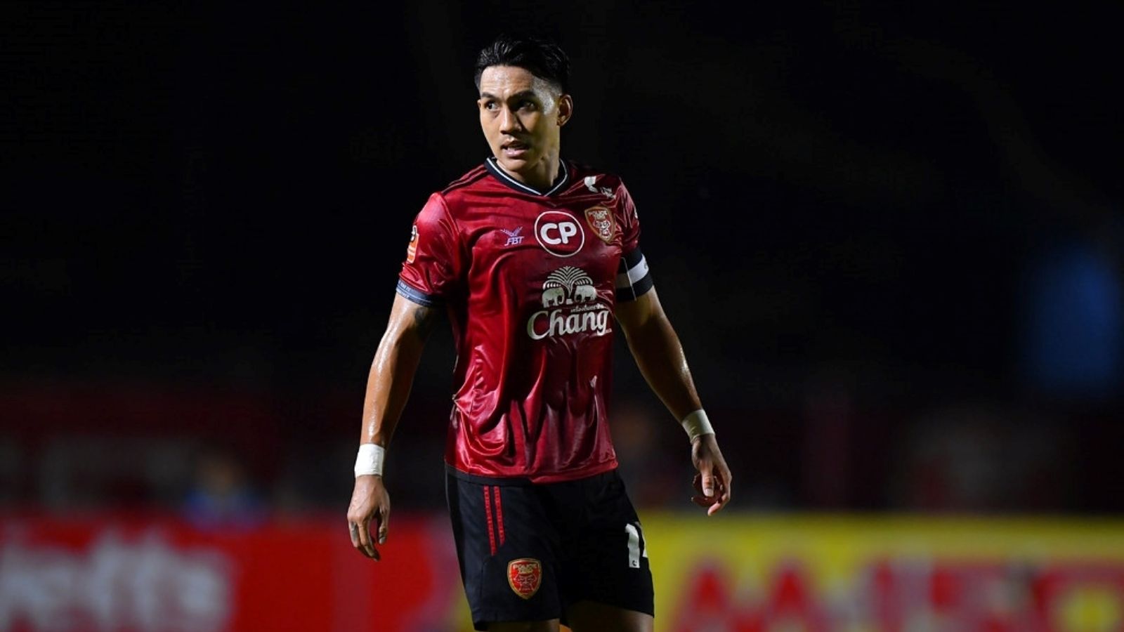 ธีรเทพ วิโนทัย 