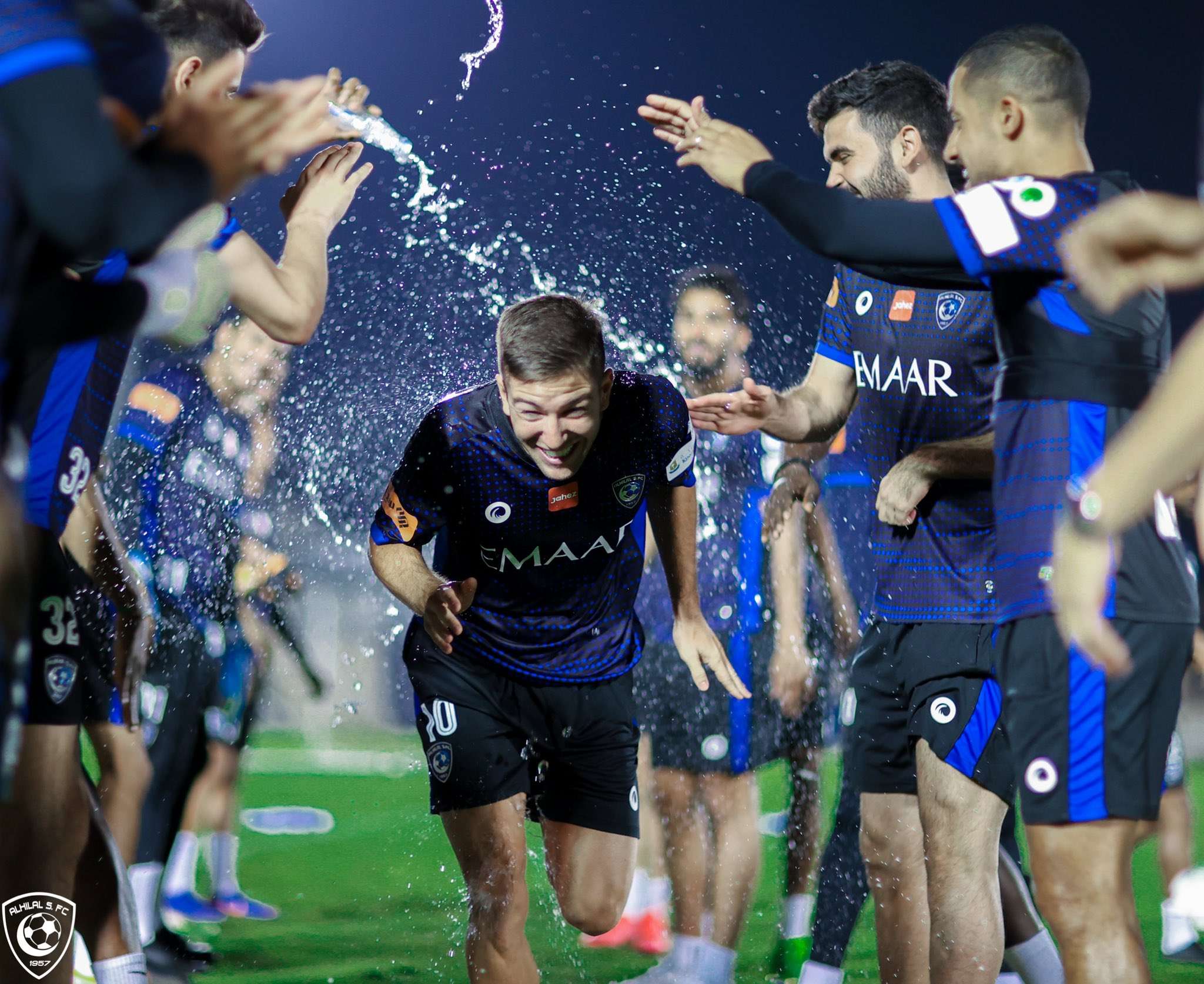 الهلال - فيتو