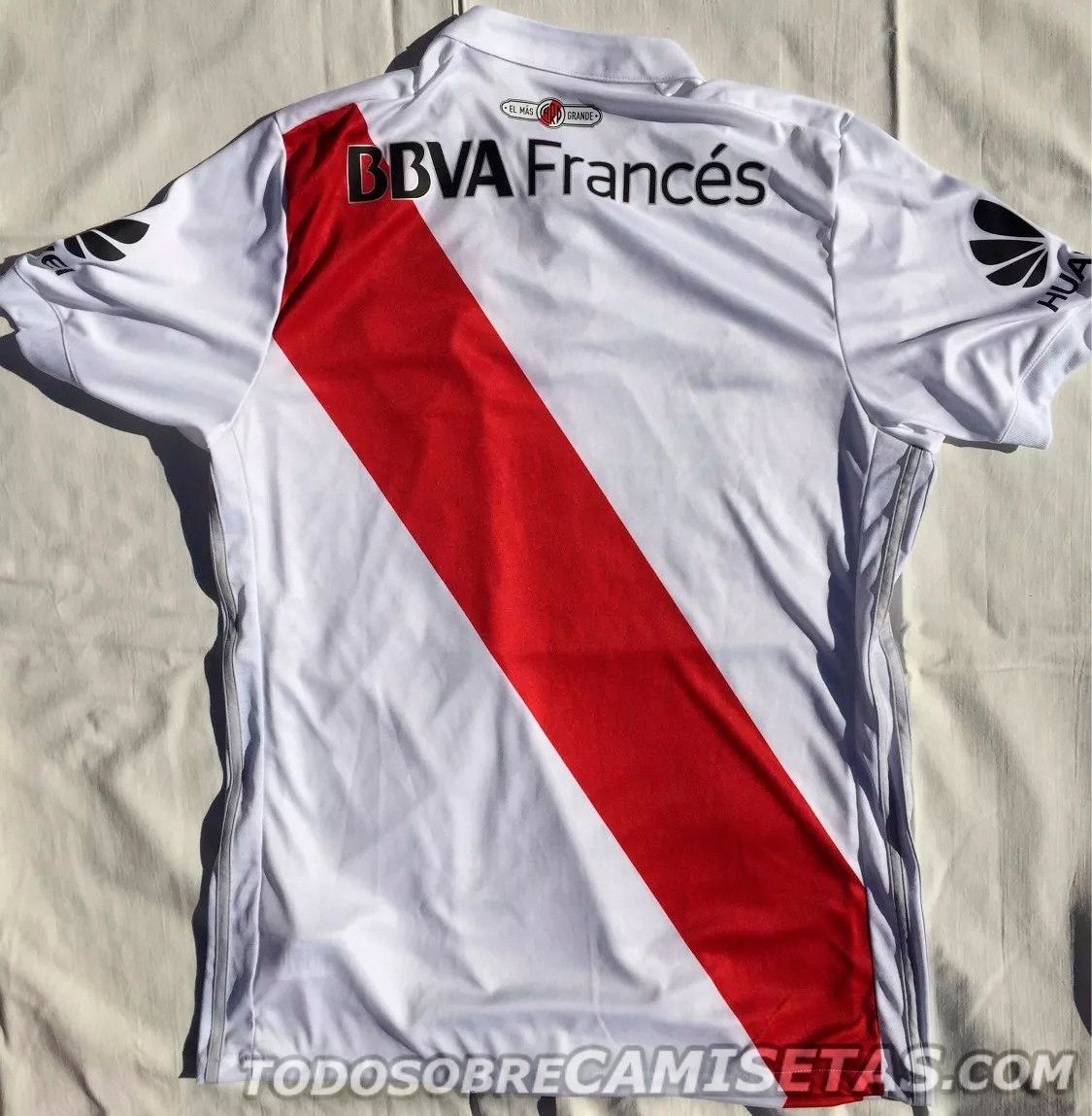 Nueva camiseta River 21042017