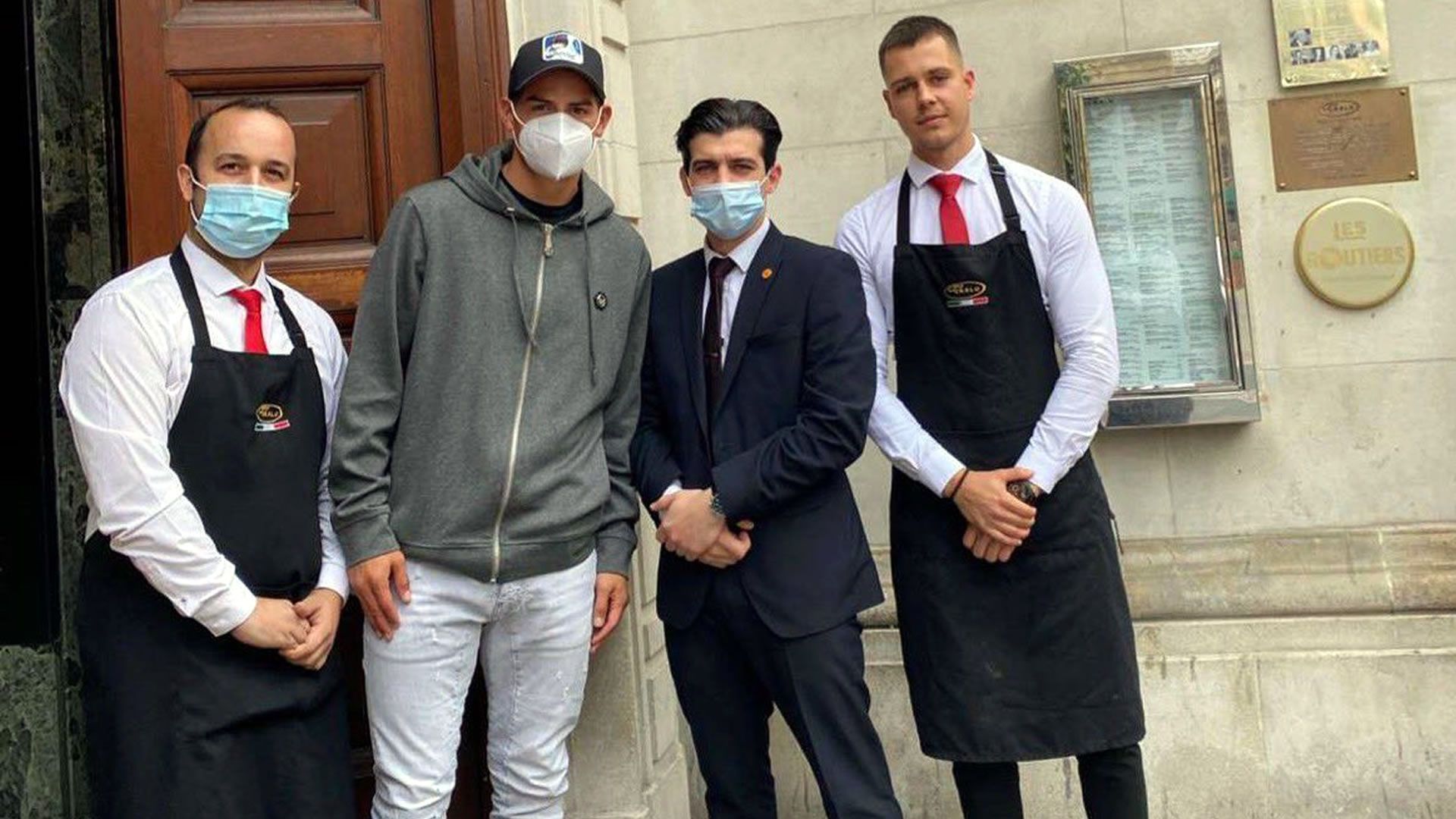 James Rodríguez Visto En Liverpool Everton 2020