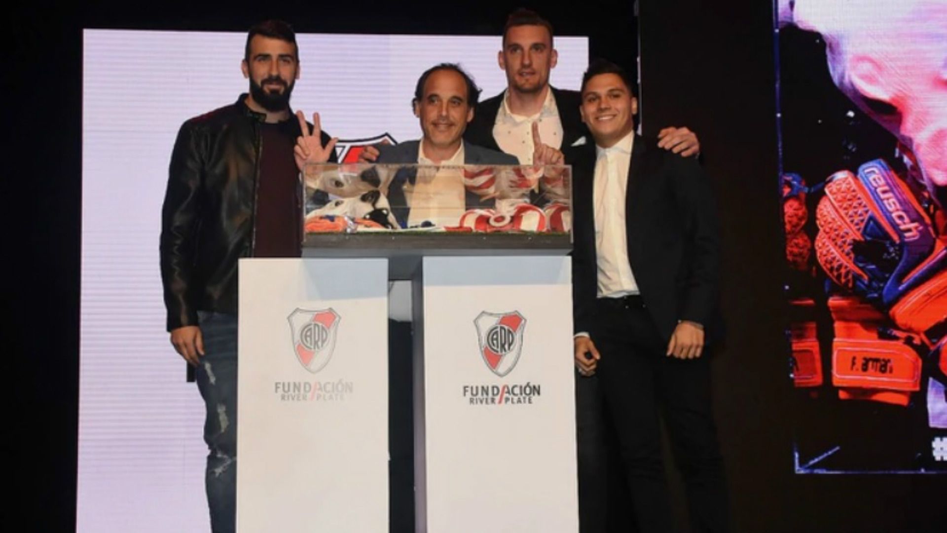 Pratto Armani Quintero subasta fundacion River 2019