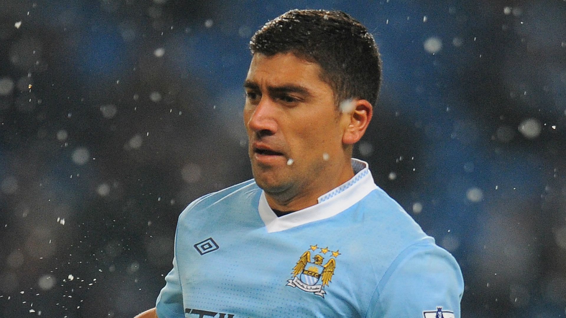 David Pizarro to Manchester City