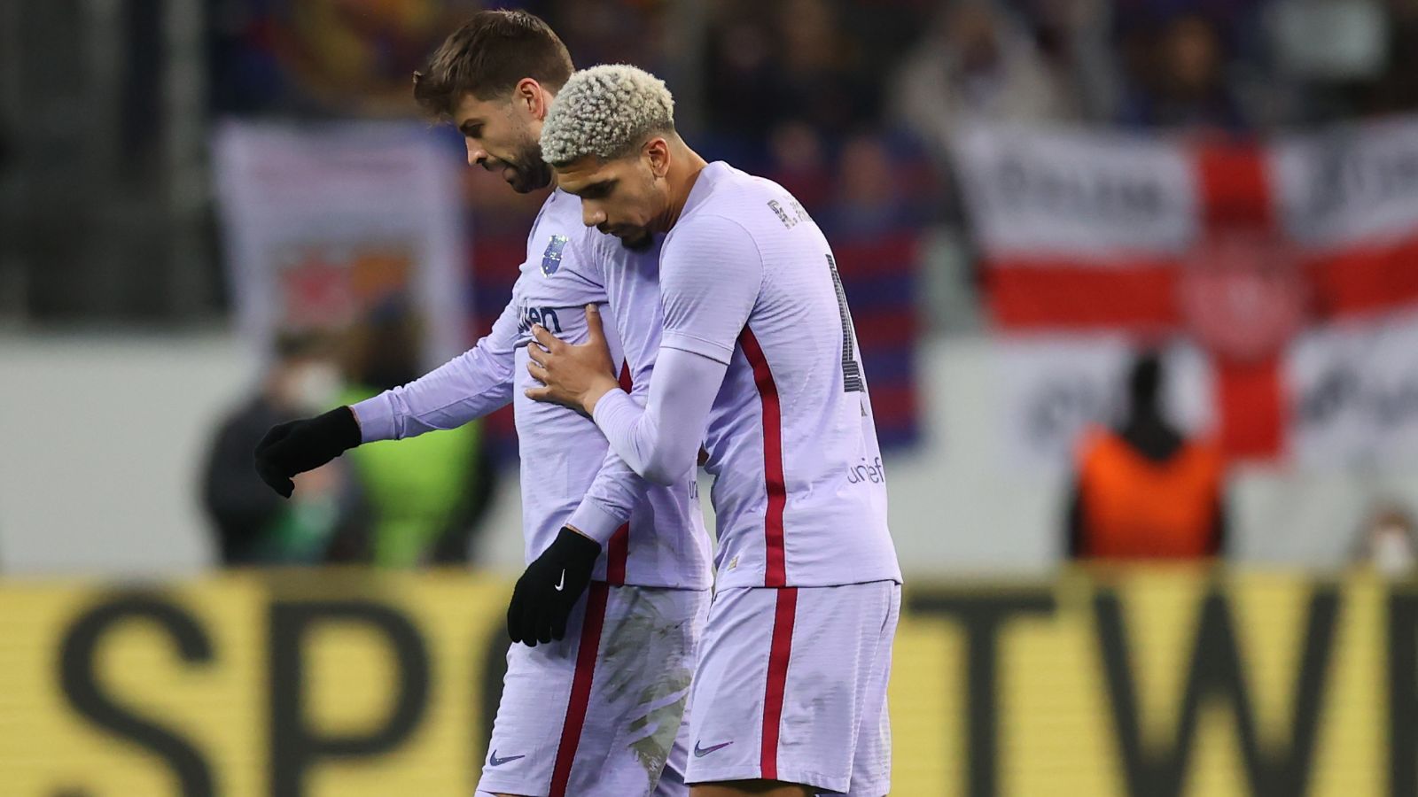 Piqué lesión Eintracht Barcelona Europa League 07042022
