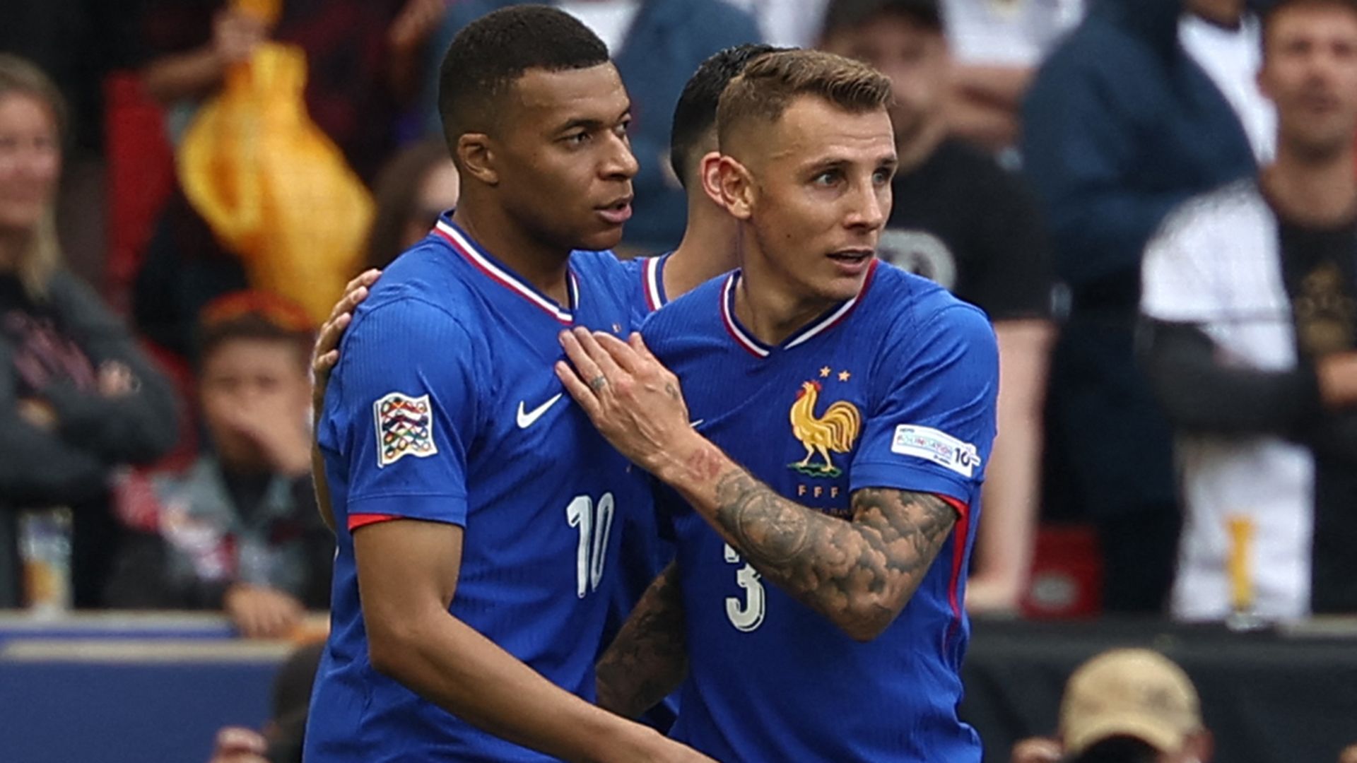 フランス代表 10 エンバペ フランス代表 10 エンバペ エンバペ2G1Aのフランス代表がW杯出場決定