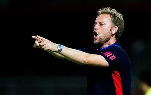 HLV Polking háo hức muốn đấu với Kiatisak