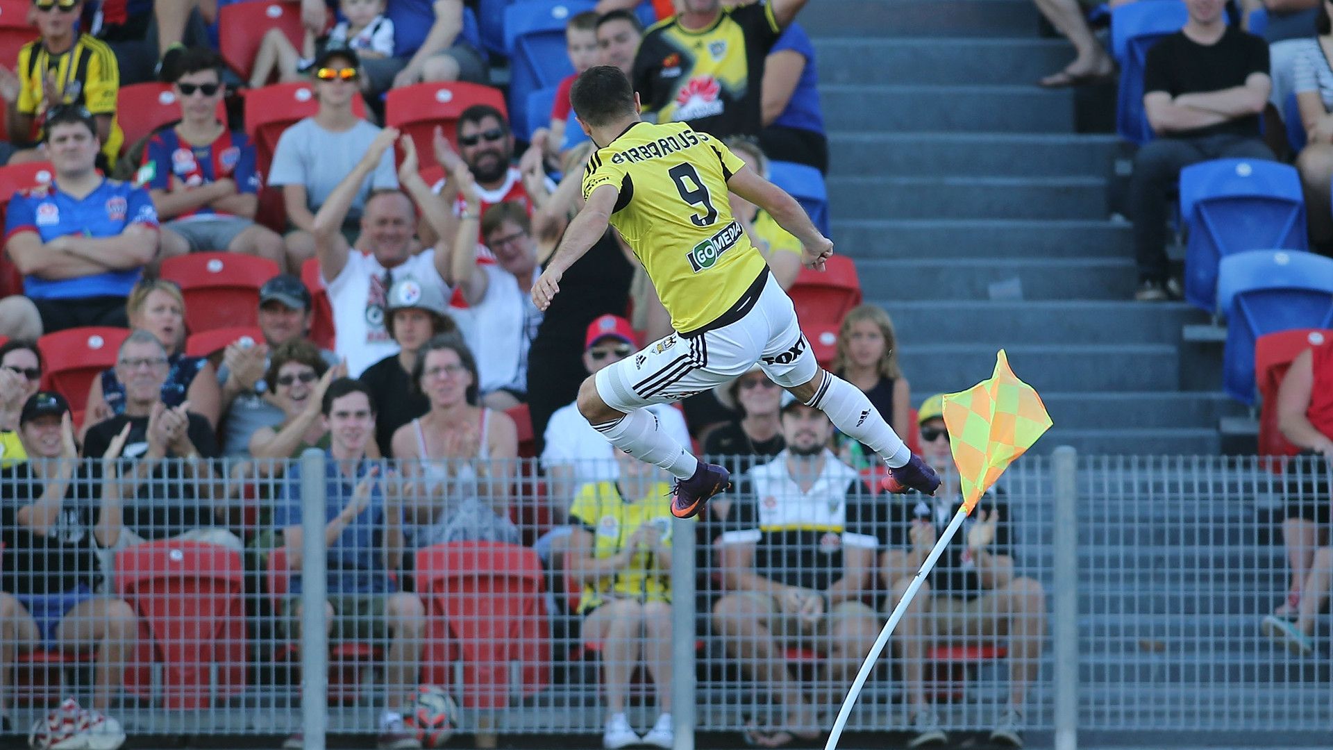 Kosta Barbarouses - Wellington Phoenix