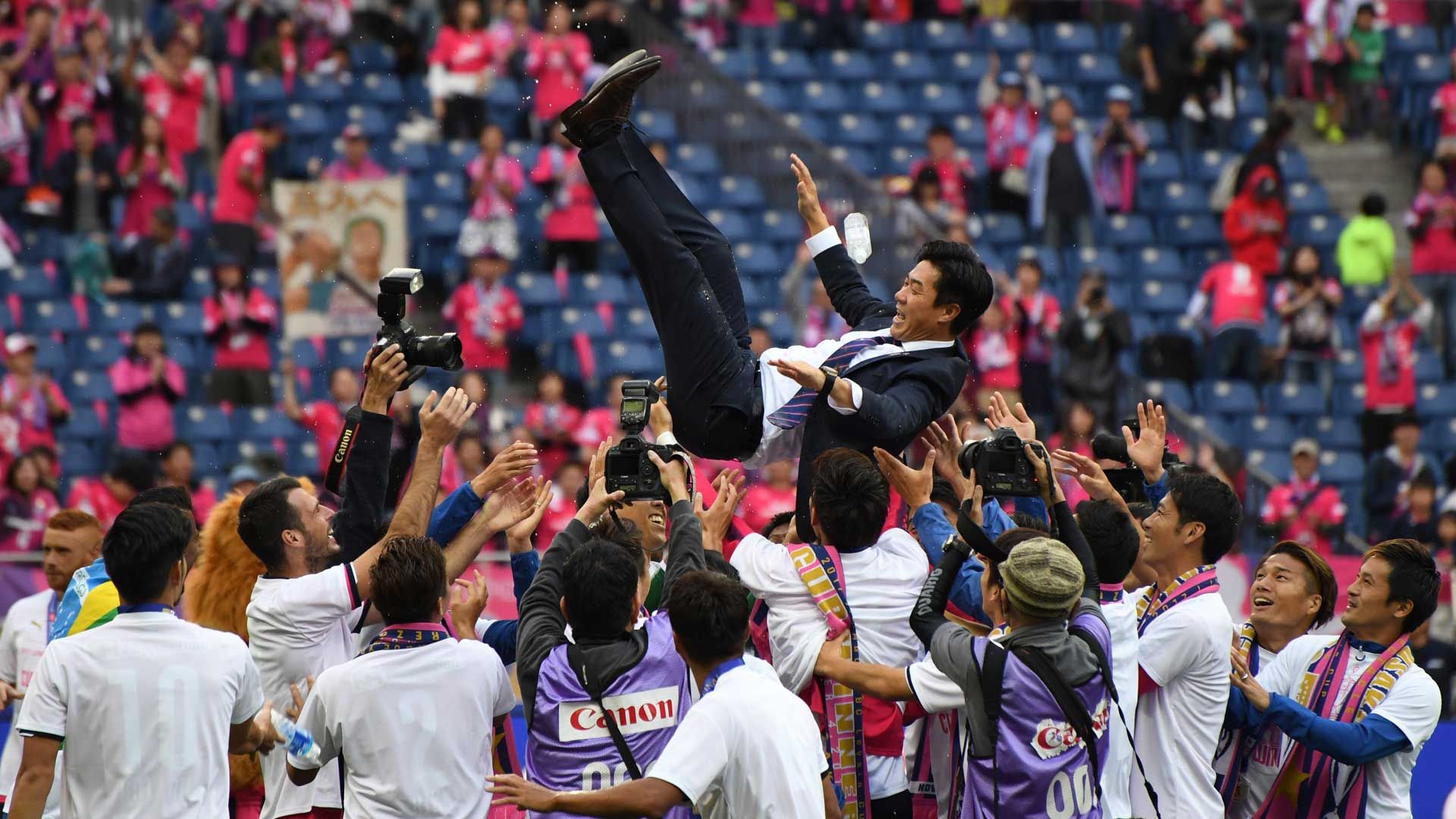 2017-11-04-cerezo-Jung-Hwan Yoon