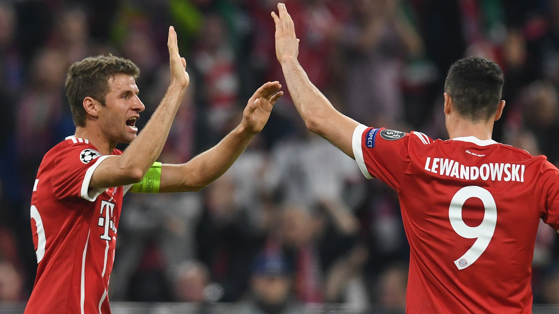 THOMAS MÜLLER ROBERT LEWANDOWSKI BAYERN MÜNCHEN UEFA CHAMPIONS LEAGUE 18102017