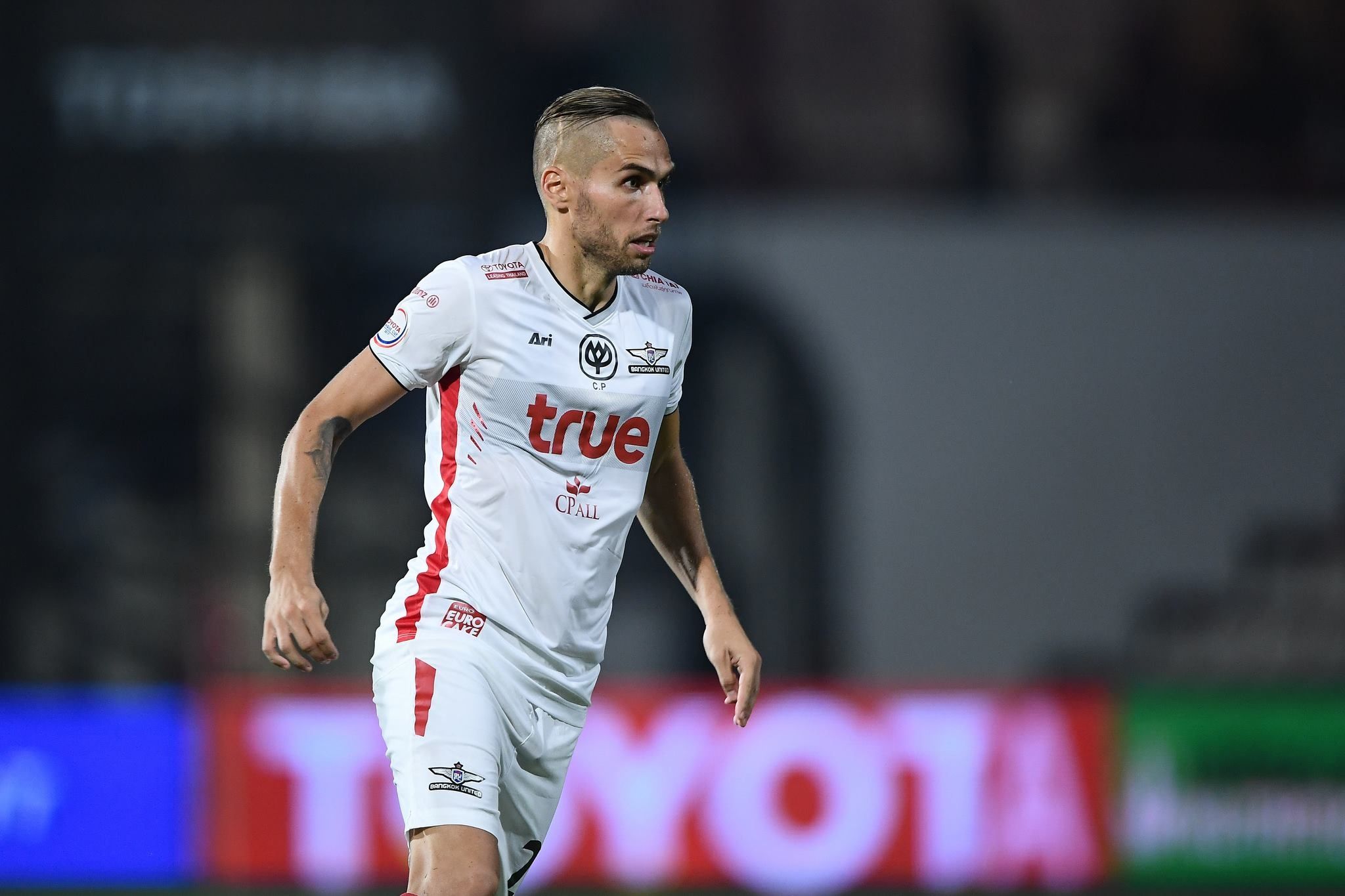 มาริโอ ยูรอฟสกี้