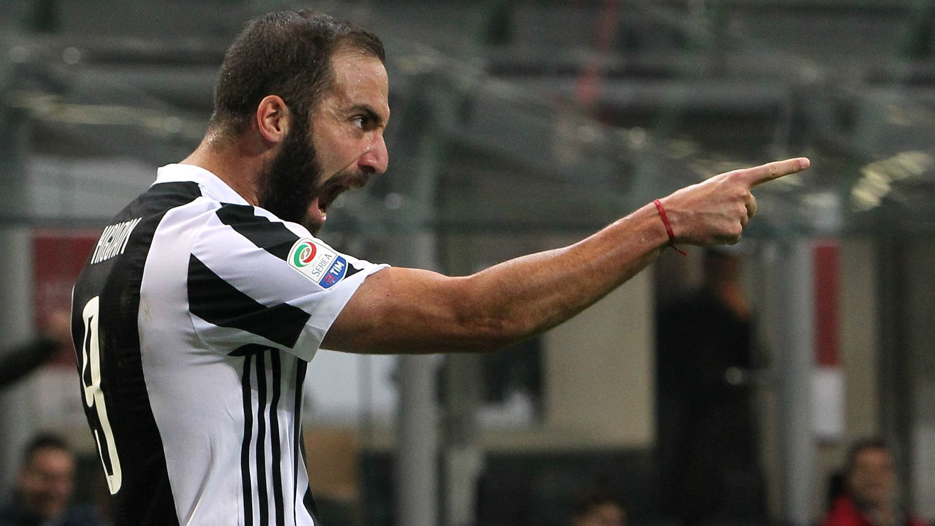 Gonzalo Higuain Juventus Milan