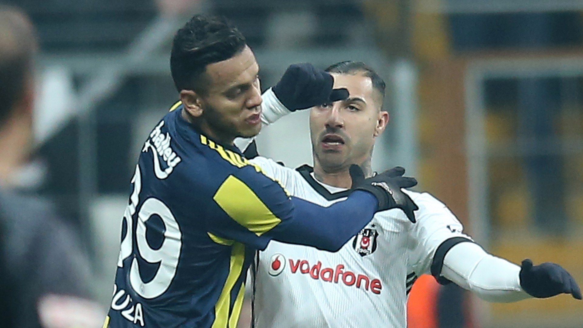 Josef de Souza Ricardo Quaresma Besiktas Fenerbahce ZTK 03012018