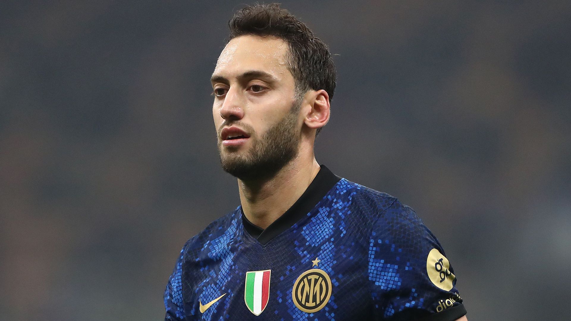 Hakan Calhanoglu Inter 2021-22