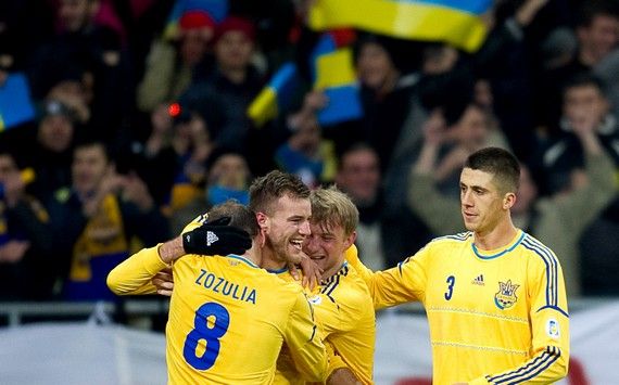 ANDRIY YARMOLENKO ROMAN ZOZULYA UKRAINE FRANCE WCQ 2014 11152013