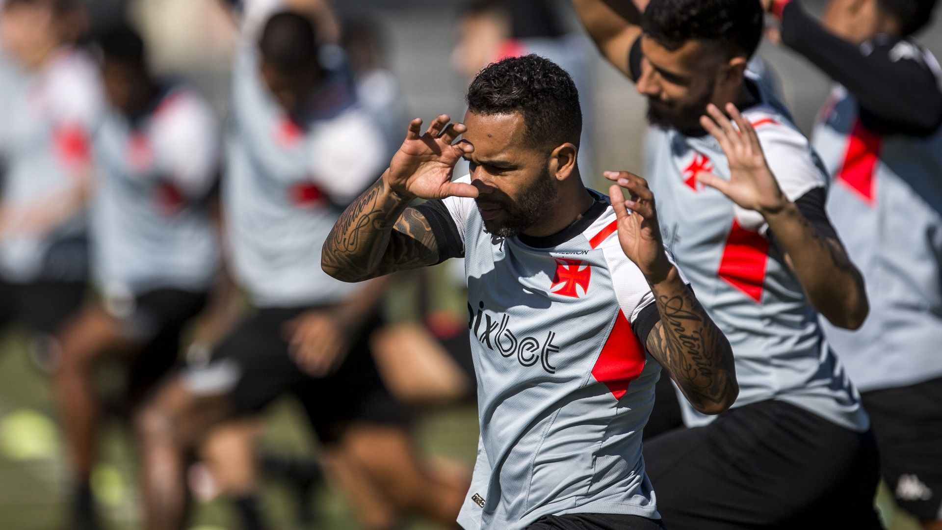 Alex Teixeira, durante treino do Vasco em 2023